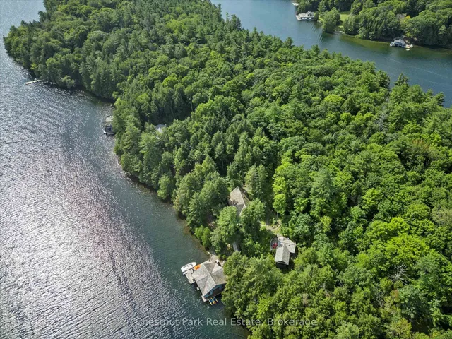 12 Playfair Island # 3 Island, Seguin 3