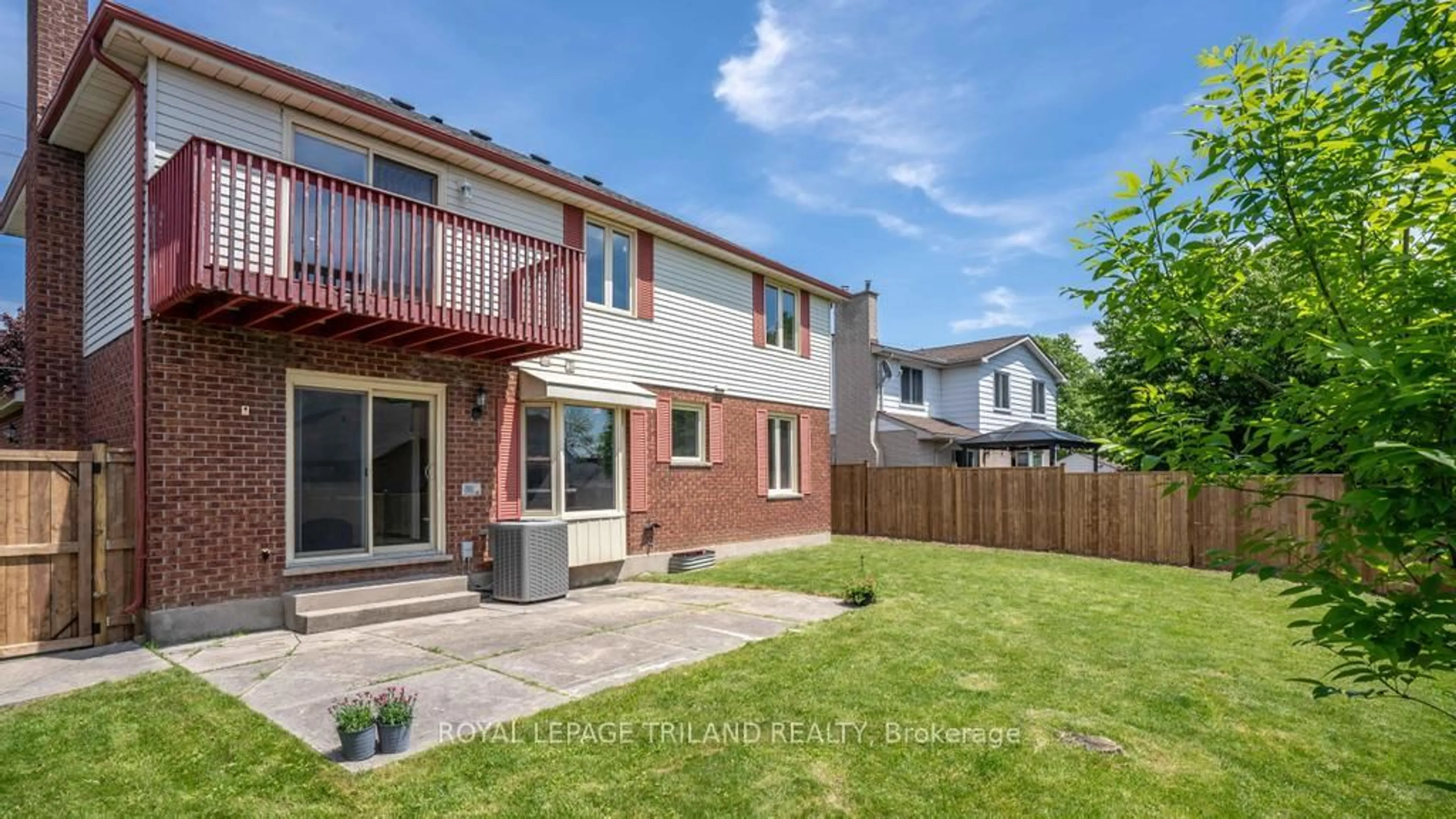 Unknown for 673 UPPER QUEEN St, London South Ontario N6C 5C3