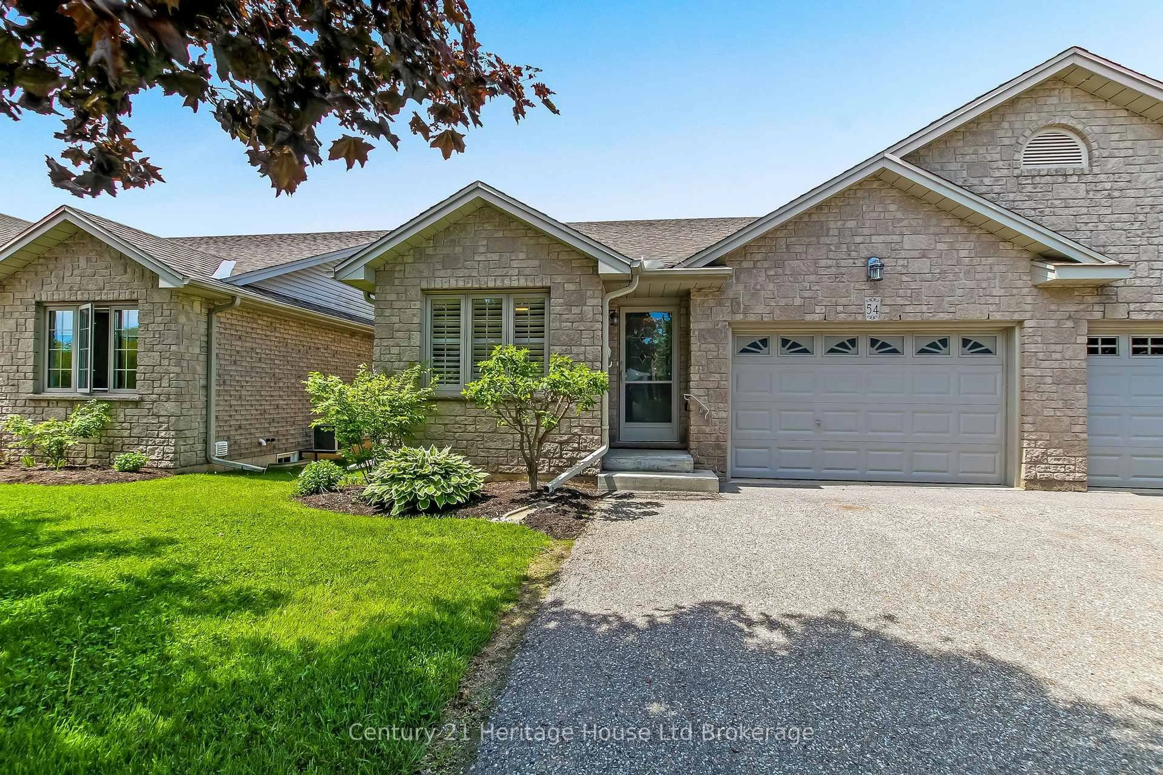 Home with brick exterior material, street for 19 HANLON Pl #54, Brant Ontario N3L 4E7