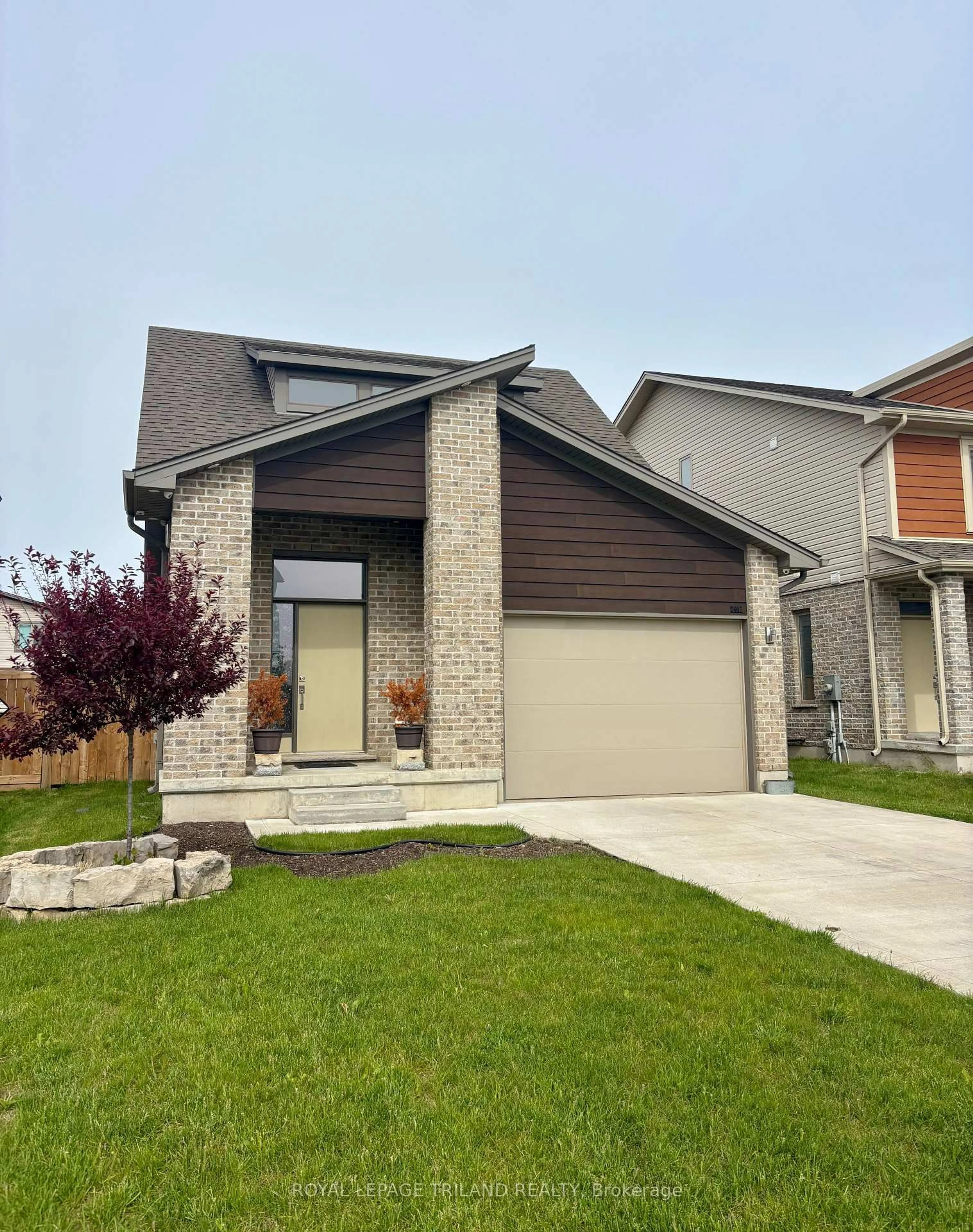 Home with brick exterior material, street for 2467 Irish Moss Rd, London South Ontario N6M 0A2