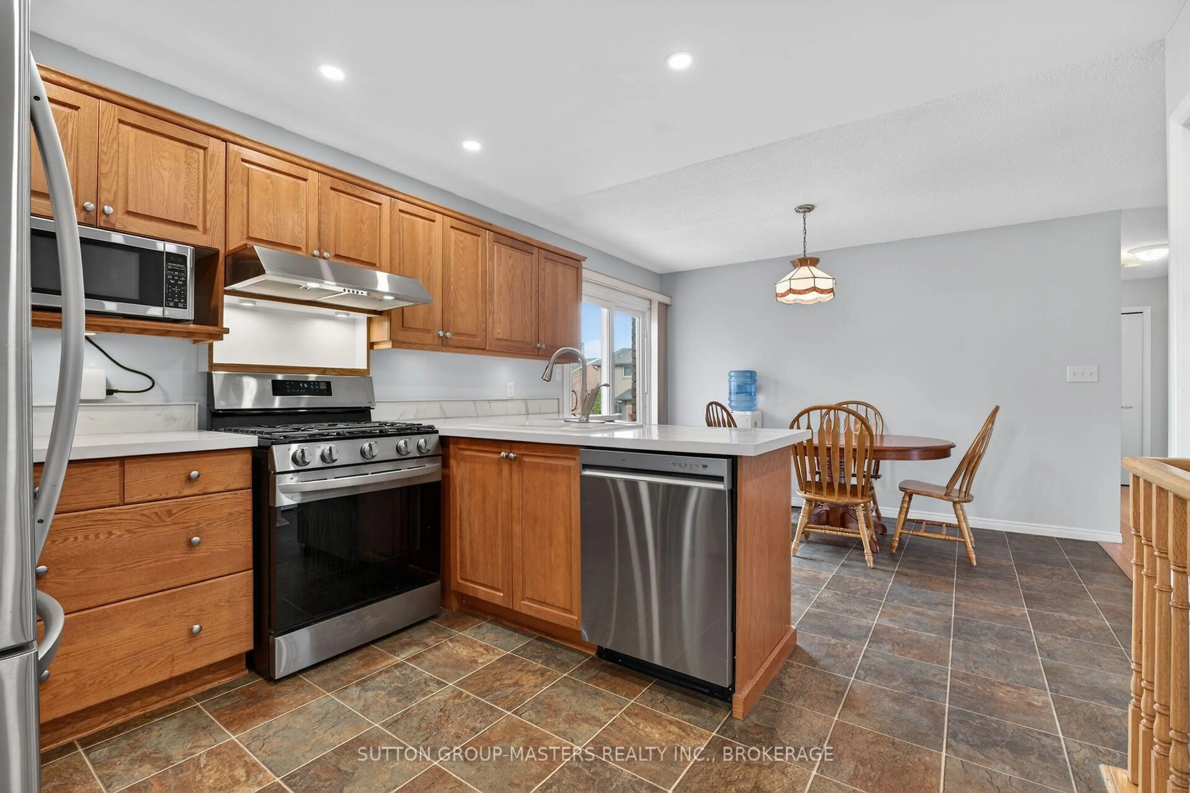 Open concept kitchen, ceramic/tile floor for 1080 Palmerston Cres, Kingston Ontario K7P 2P5