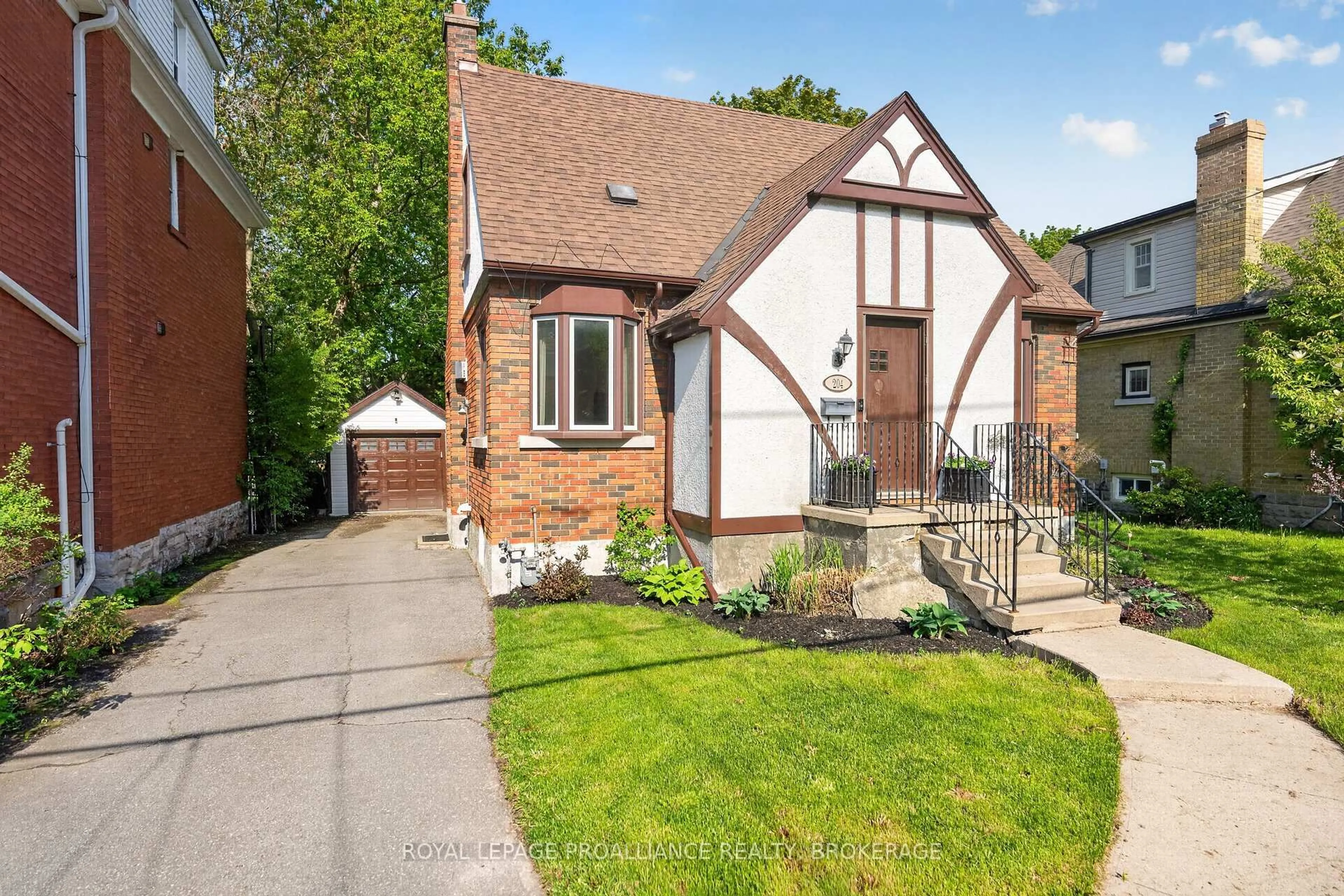Home with brick exterior material, street for 204 Collingwood St, Kingston Ontario K7L 3X8