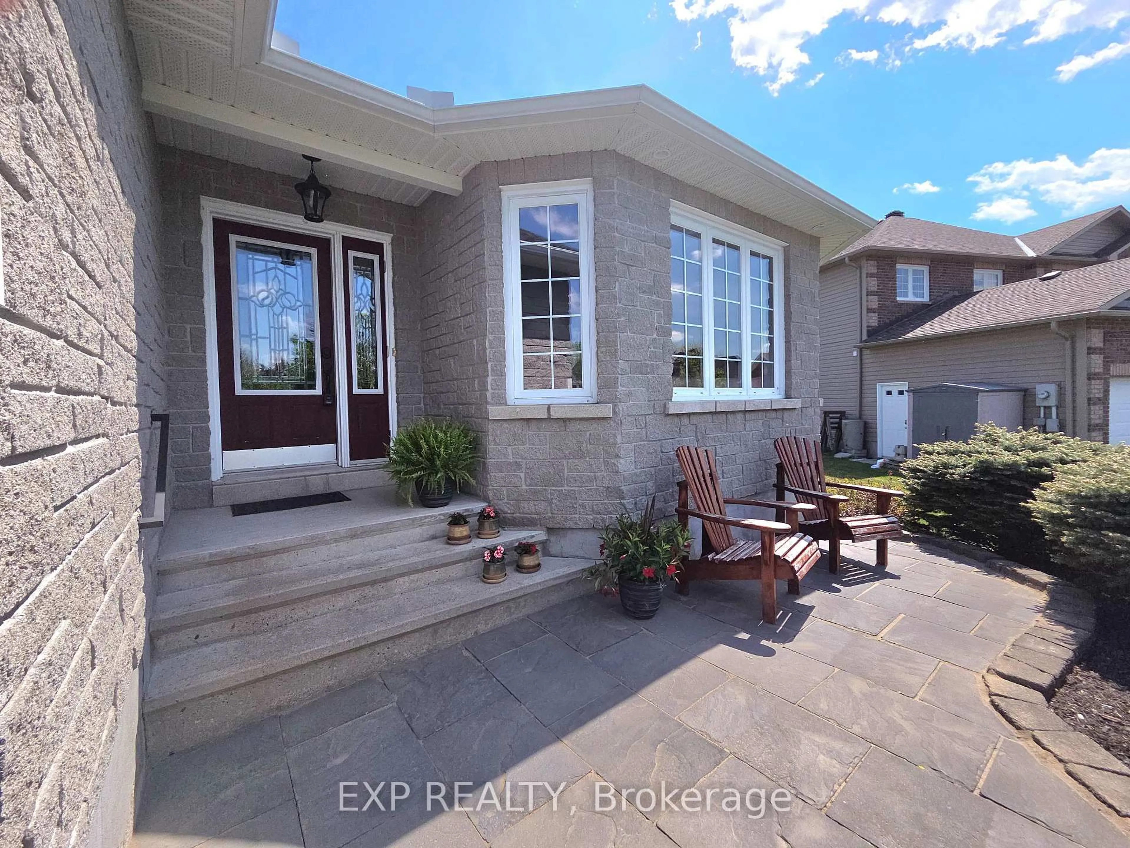 Unknown for 126 Metcalfe Dr, Almonte Ontario K0A 1A0