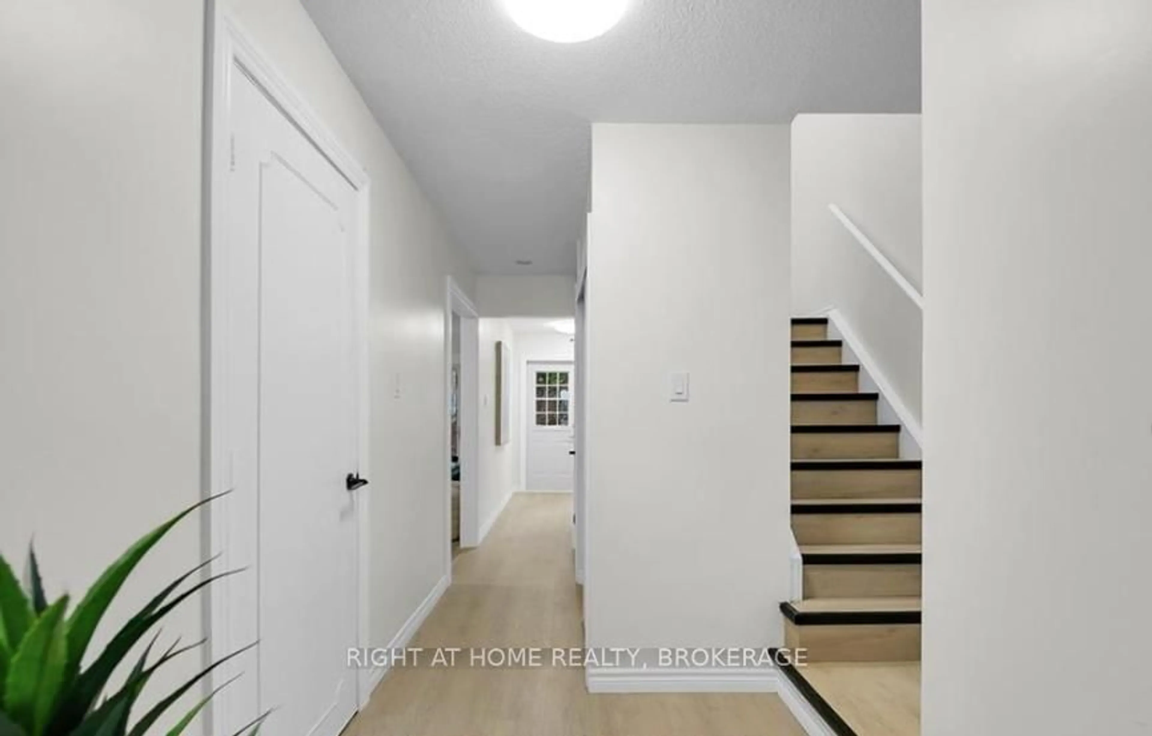 Indoor foyer for 60 Charles Best Pl, Kitchener Ontario N2M 5A3