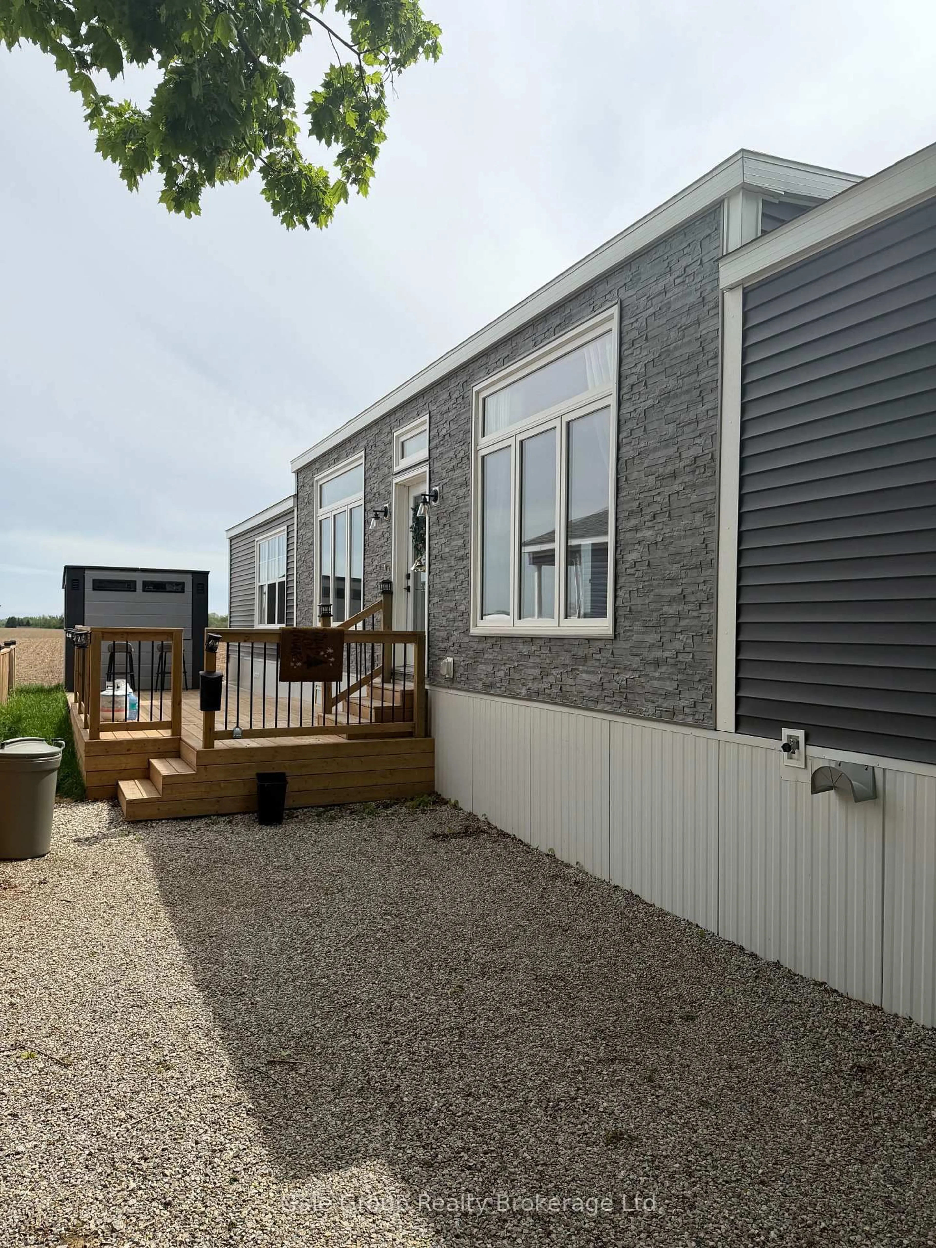 Home with vinyl exterior material, street for 99 Fourth Concession Rd #617, Brant Ontario N0E 1A0