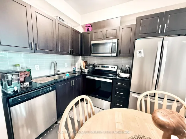 128 King St #911, Waterloo 3