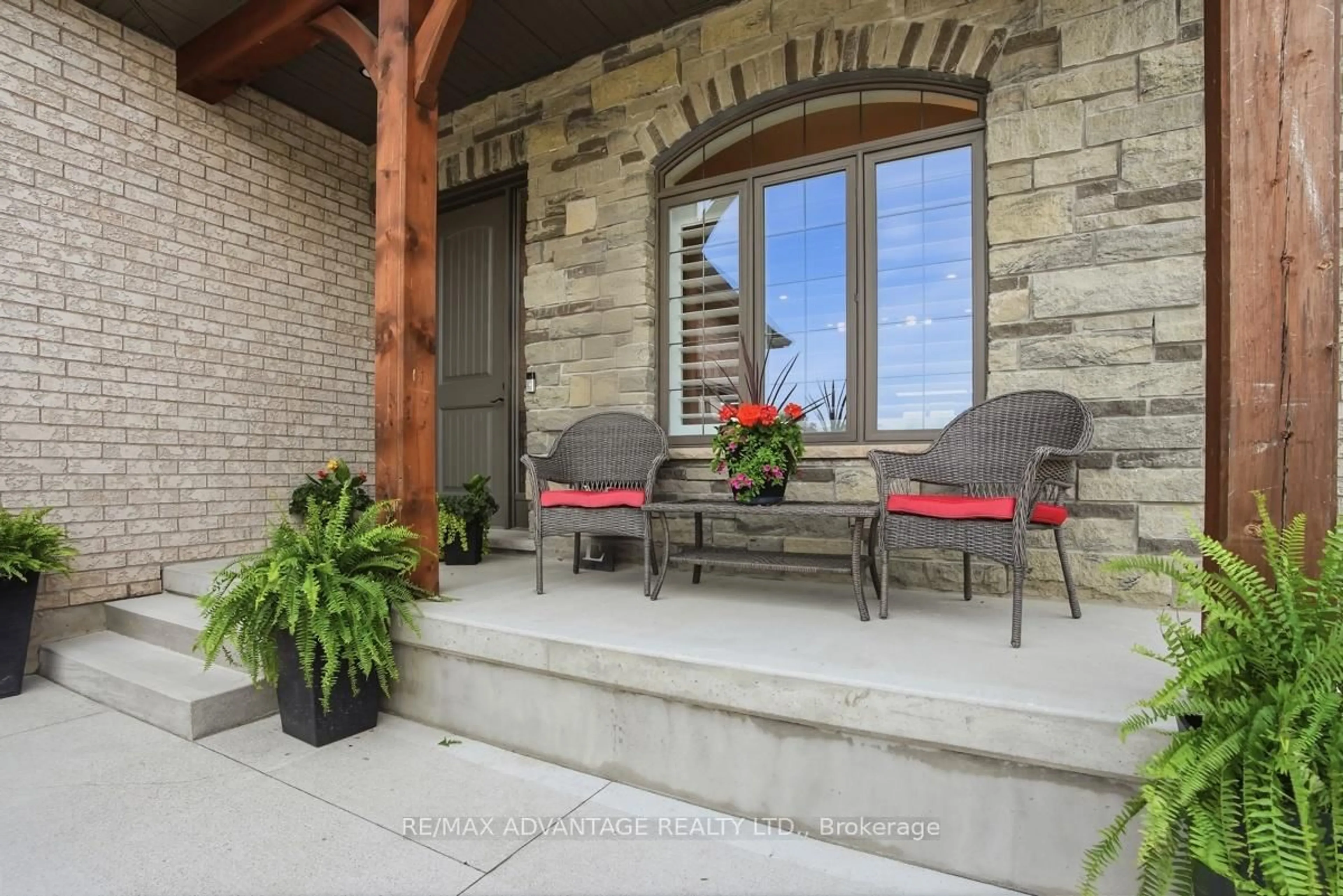Patio, unknown for 177 Martin Rd, Middlesex Centre Ontario N0L 1E0