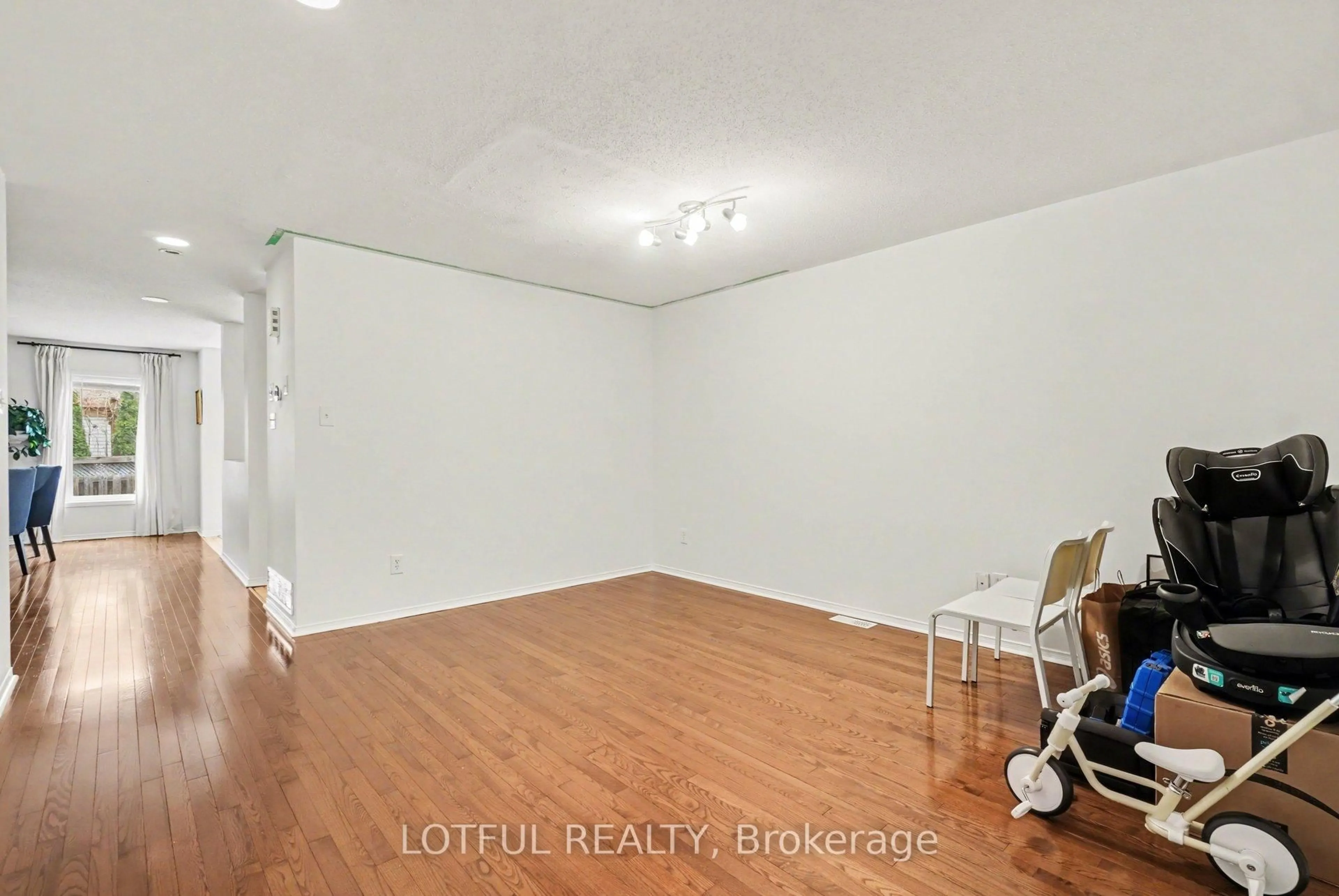 A pic of a room for 3 Collington St, Ottawa Ontario K2G 6X5