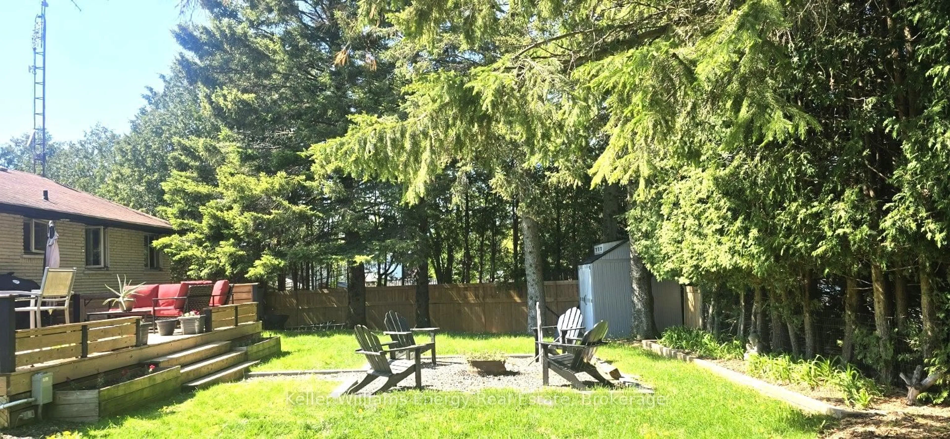 Patio, forest/trees view for 19 Pinewood Cres, Kawartha Lakes Ontario L0A 1K0