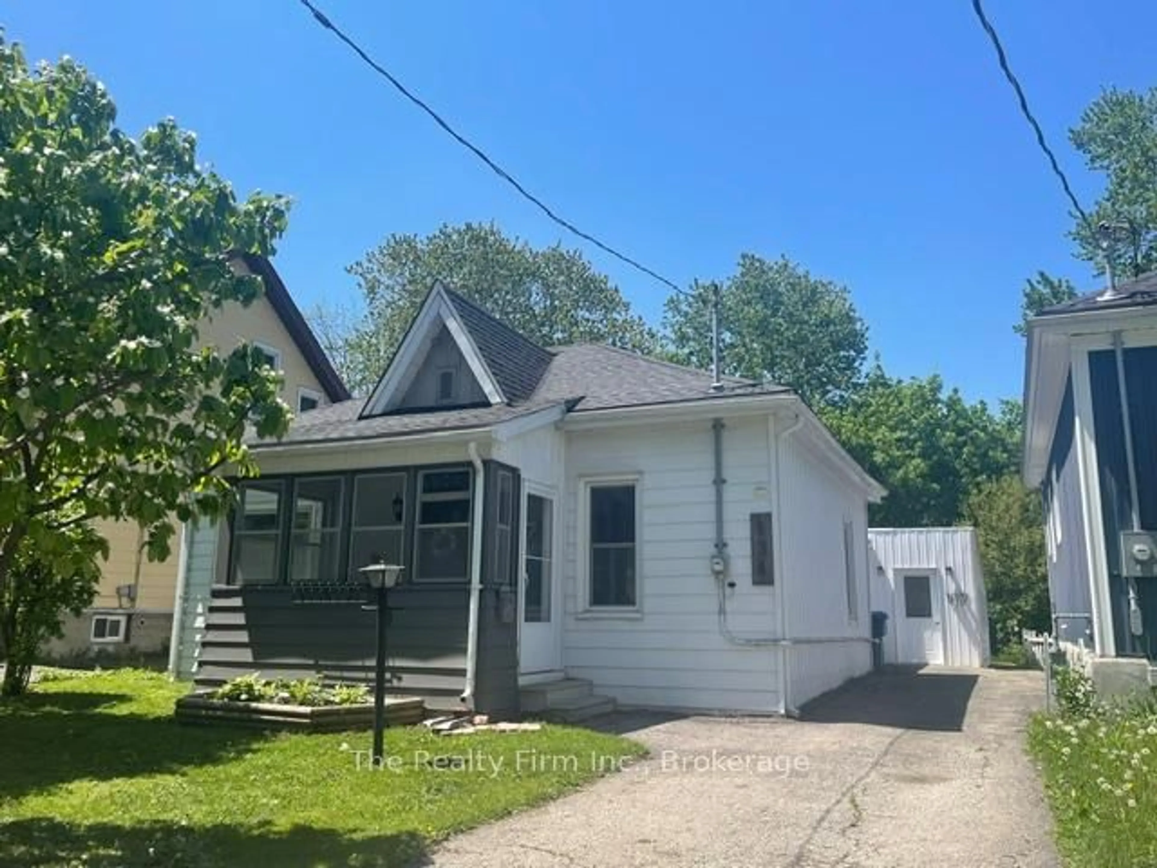 Unknown for 134 Well St, Stratford Ontario N5A 4M1