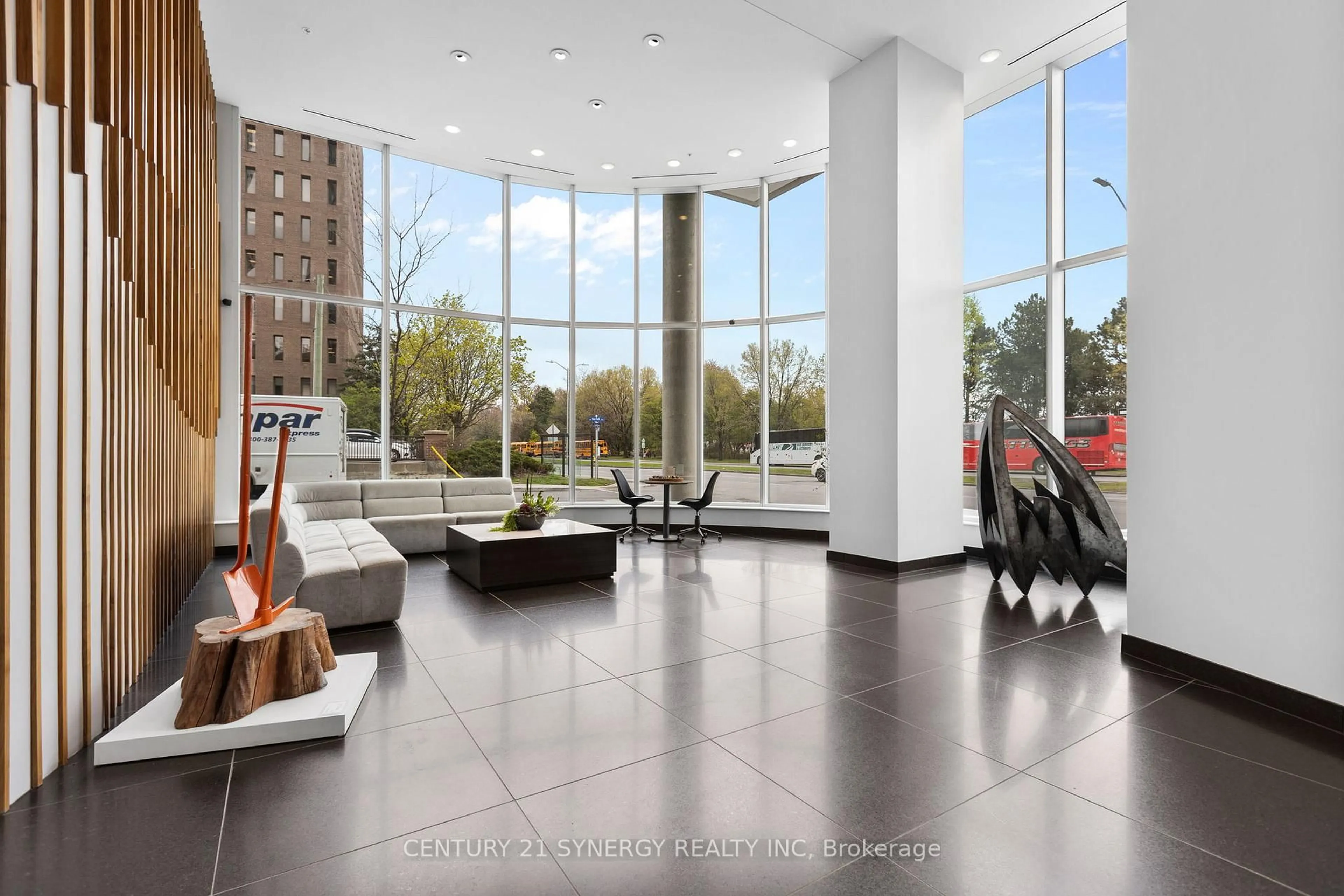 Lobby for 805 Carling Ave #506, Ottawa Ontario K1S 5W9