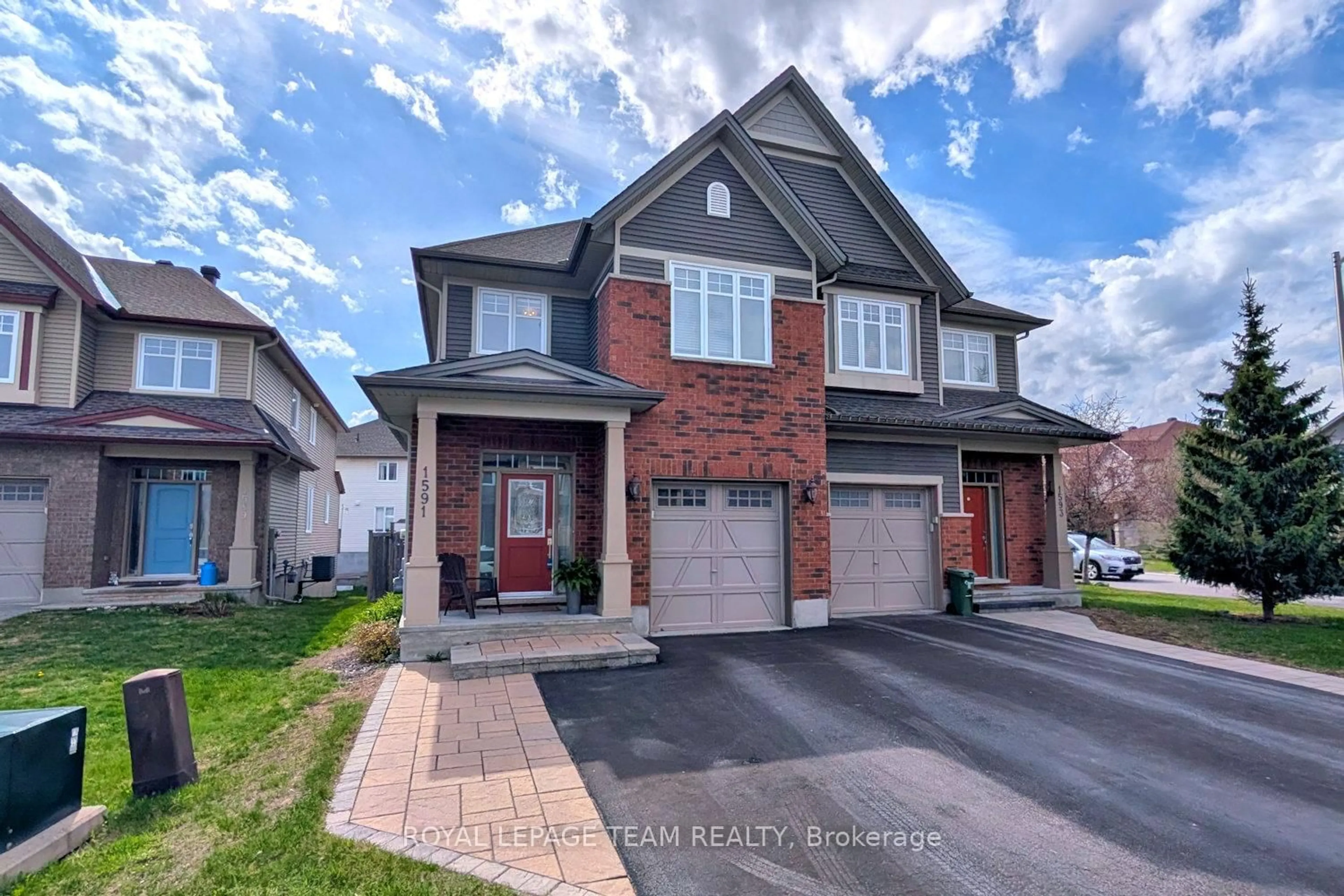 Home with brick exterior material, street for 1591 Carronbridge Circ, Ottawa Ontario K2M 0G5