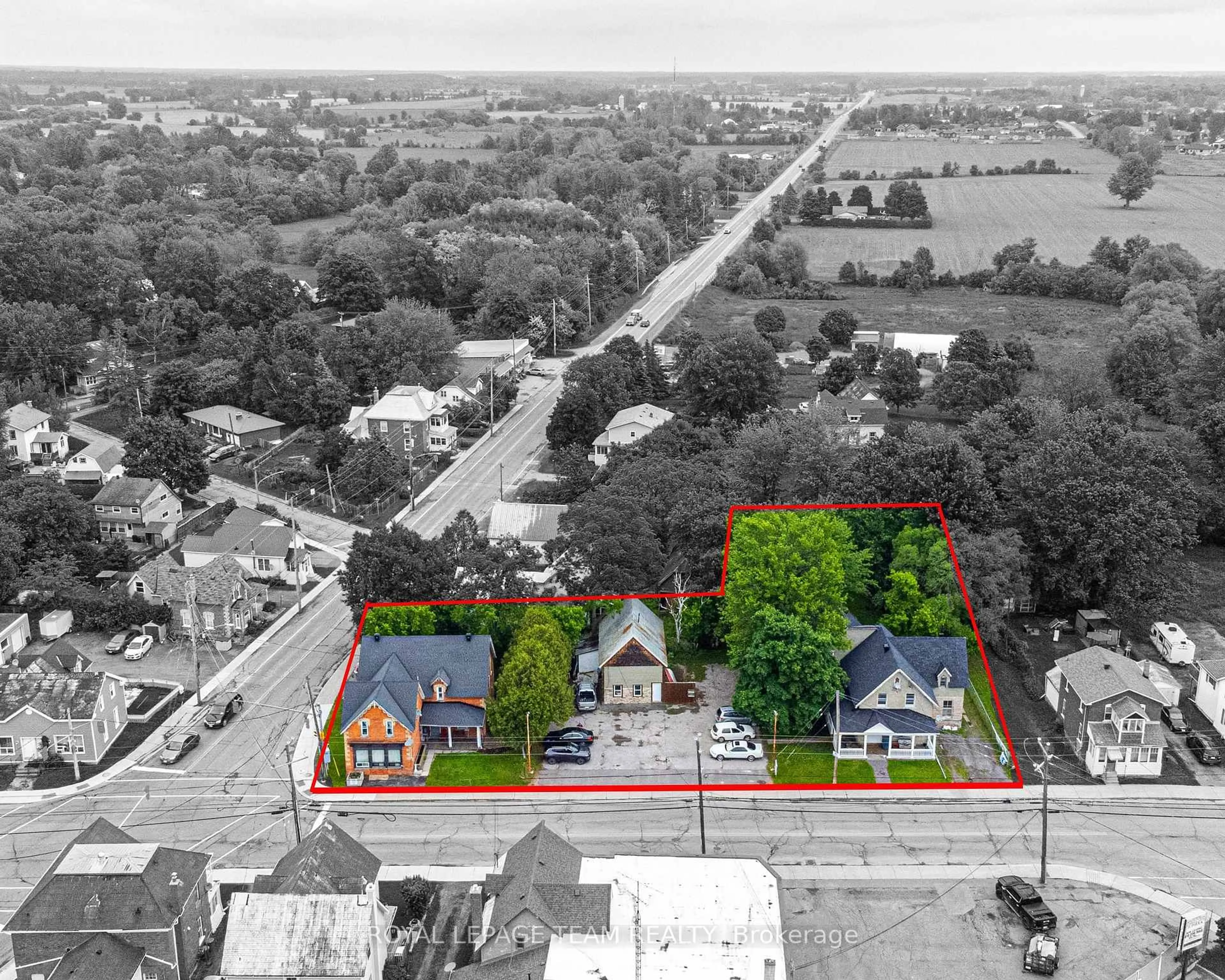 A pic from outside/outdoor area/front of a property/back of a property/a pic from drone, street for 6607-6613 Fourth Line Rd, North Gower Ontario K0A 2T0