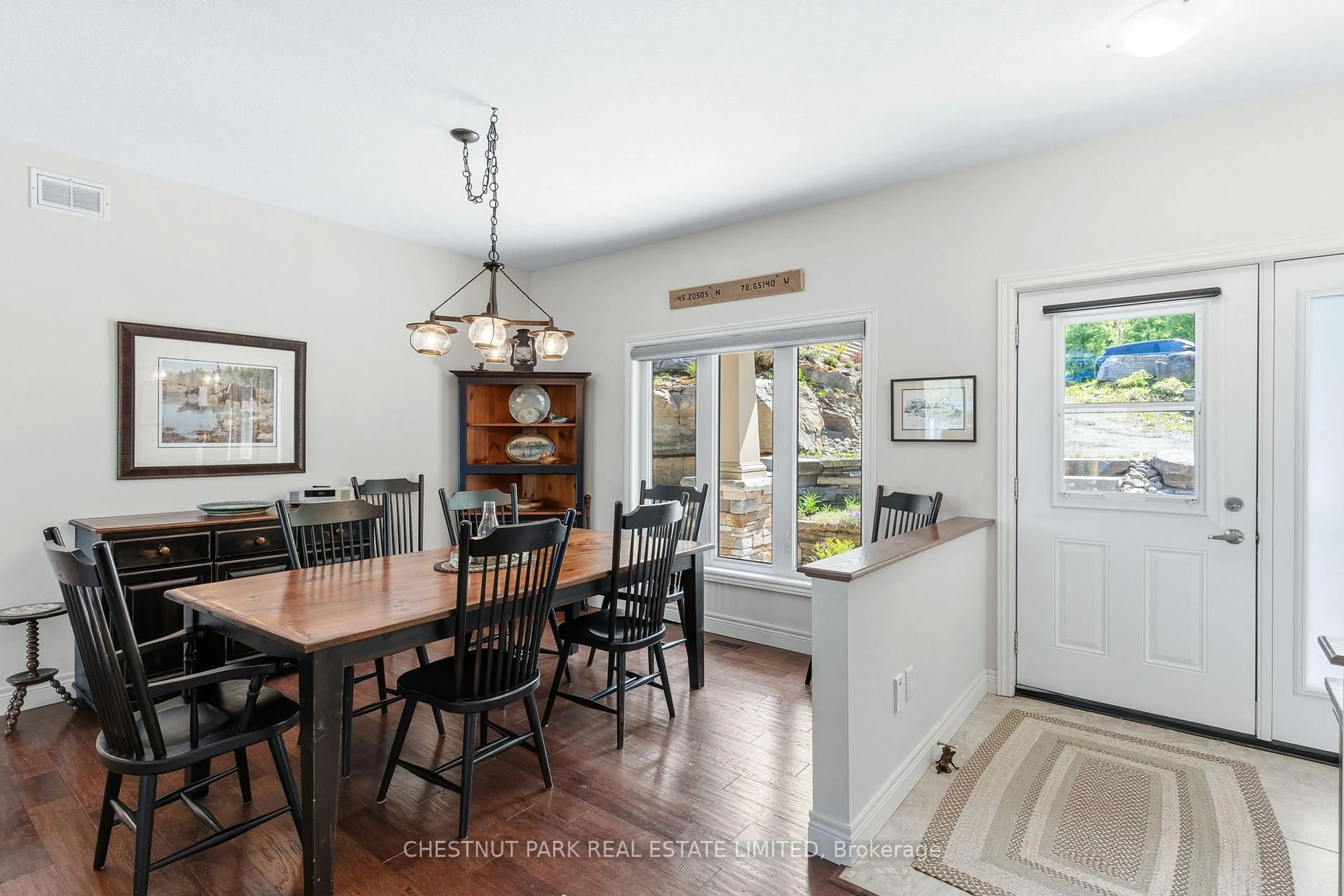 Open concept kitchen, unknown for 2066 Wilkinson Rd, Dysart et al Ontario K0M 1S0