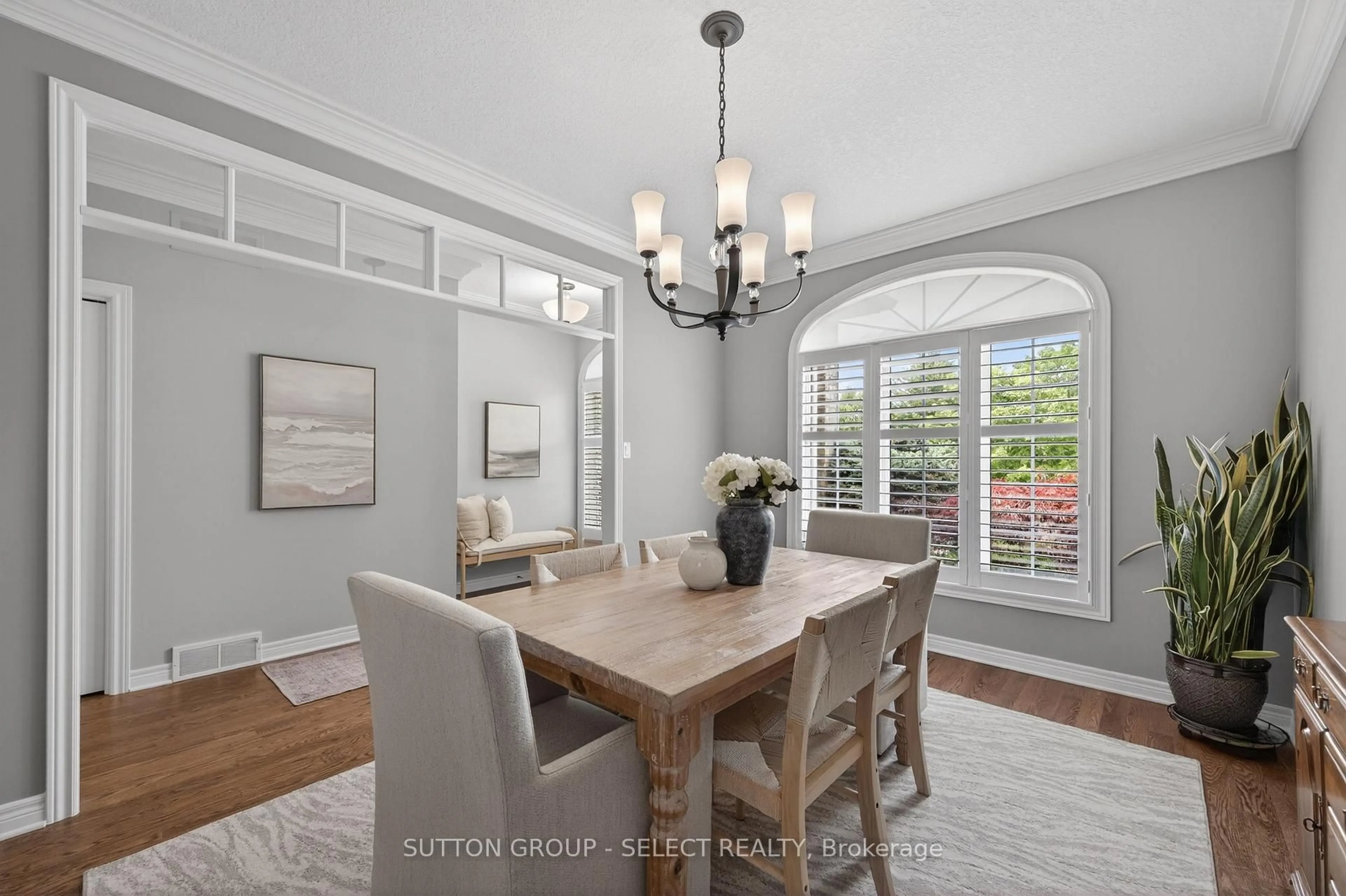 Dining room, unknown for 1876 Standfield Rd, London North Ontario N6G 5G1