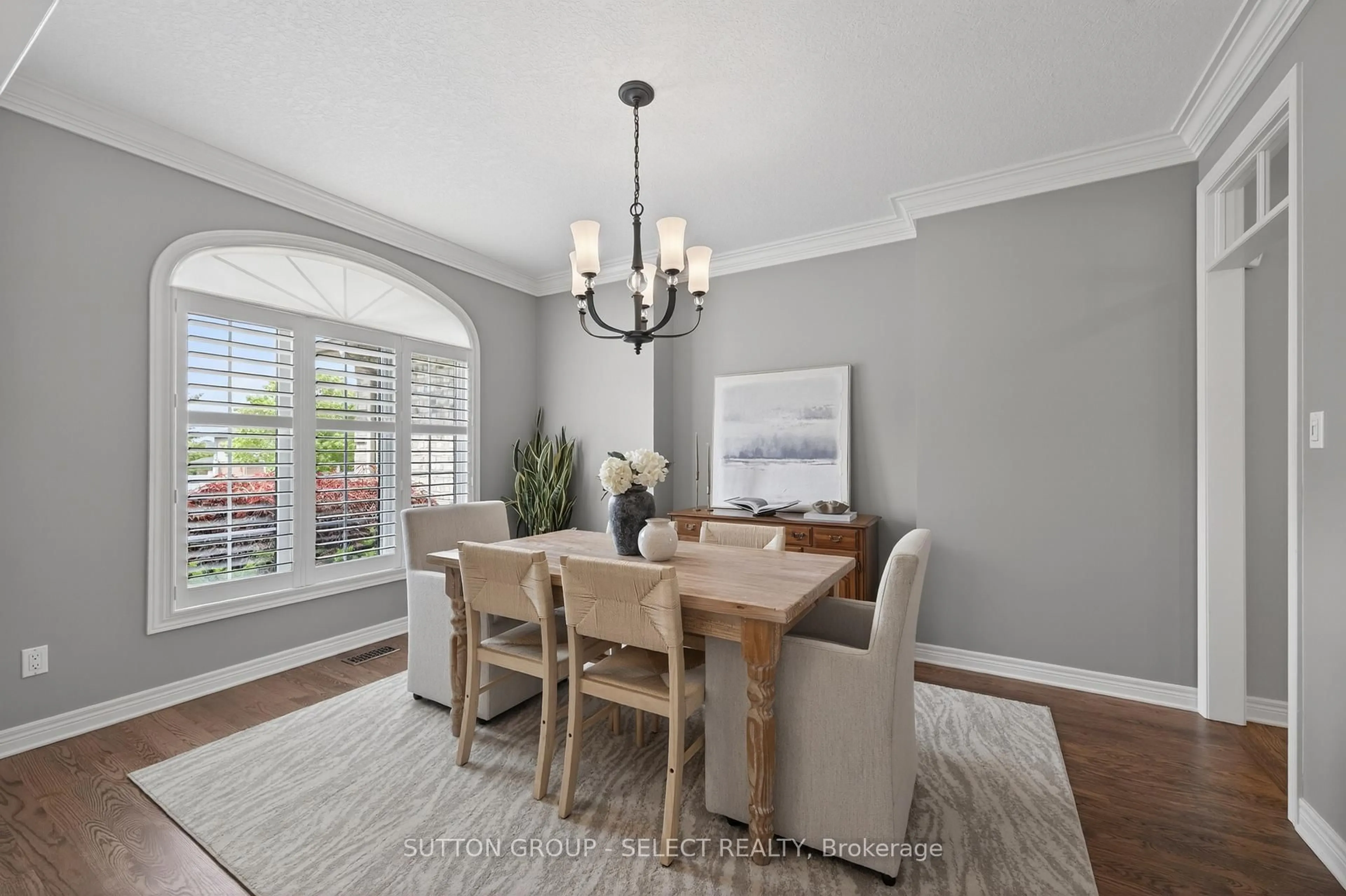 Dining room, unknown for 1876 Standfield Rd, London North Ontario N6G 5G1