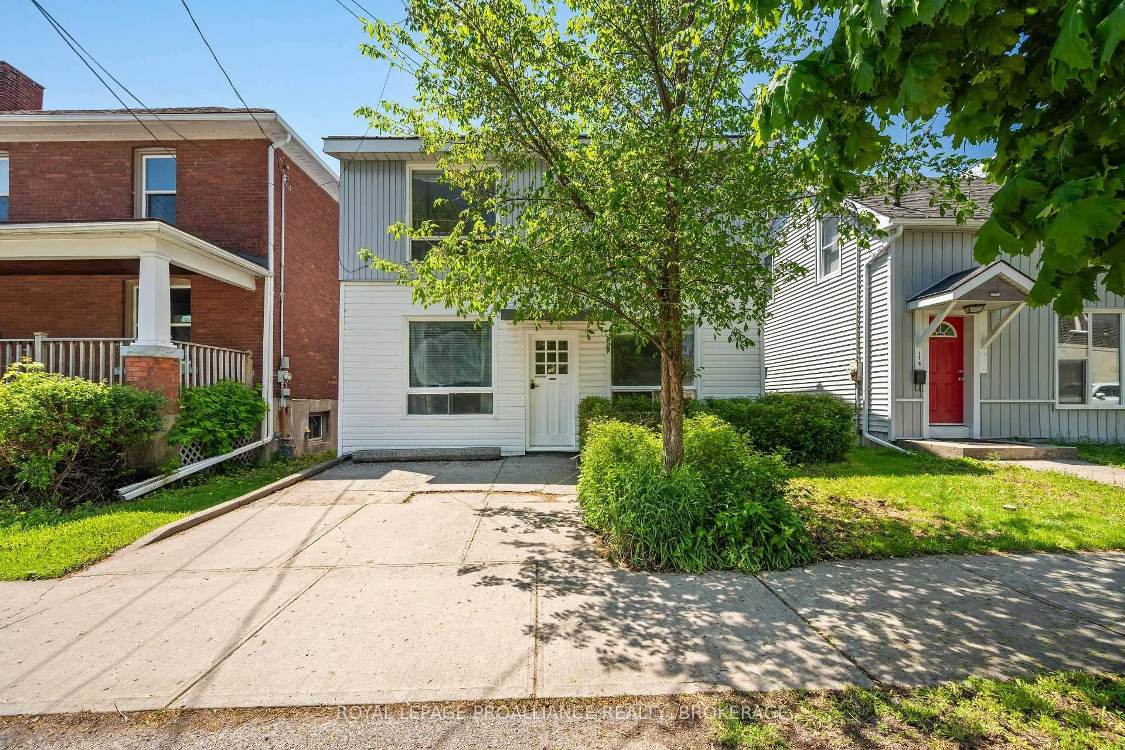 Home with brick exterior material, street for 176 Nelson St, Kingston Ontario K7L 3X1