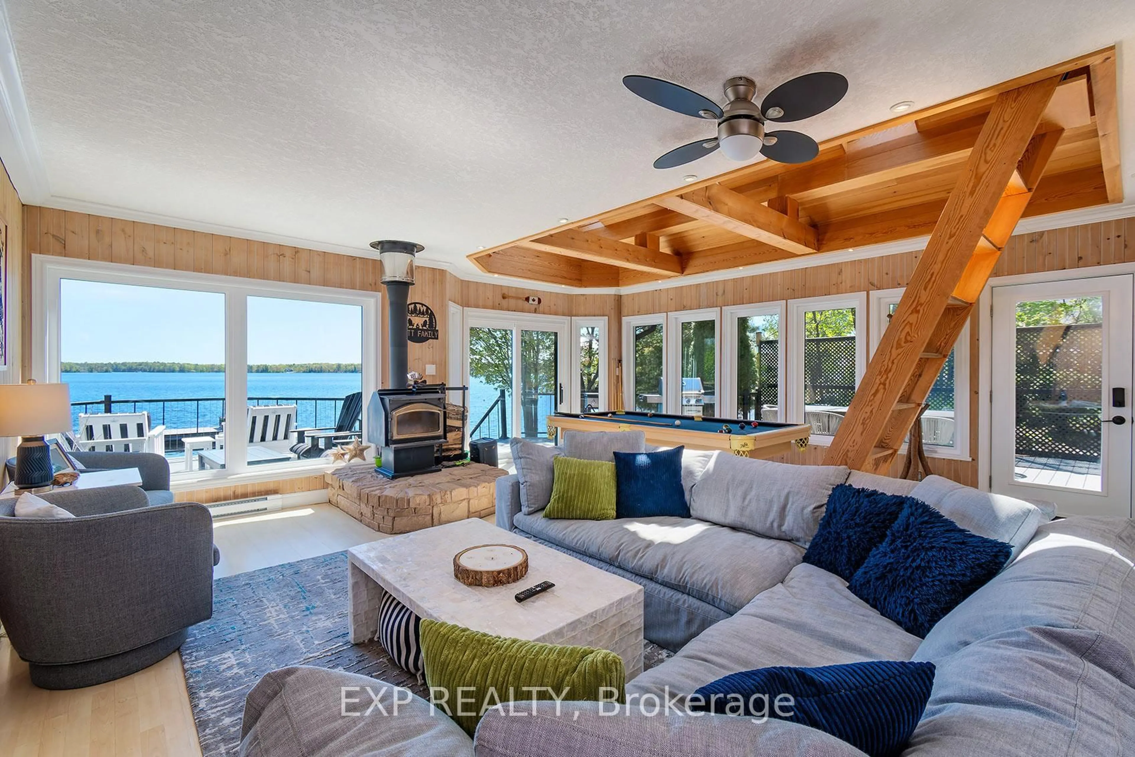 Living room with furniture, unknown for 169 Lodge Rd, Georgian Bay Ontario L0K 1S0