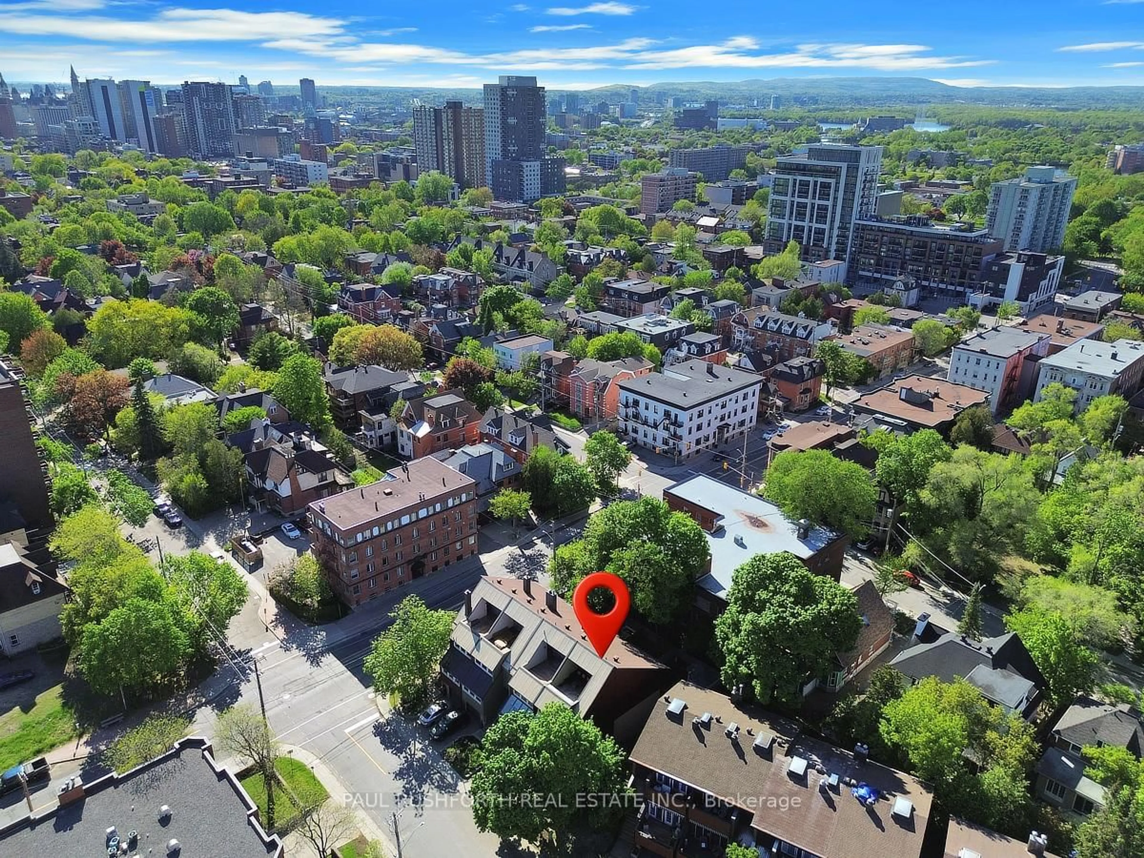 A pic from outside/outdoor area/front of a property/back of a property/a pic from drone, city buildings view from balcony for 501 Wilbrod St, Ottawa Ontario K1N 5R4