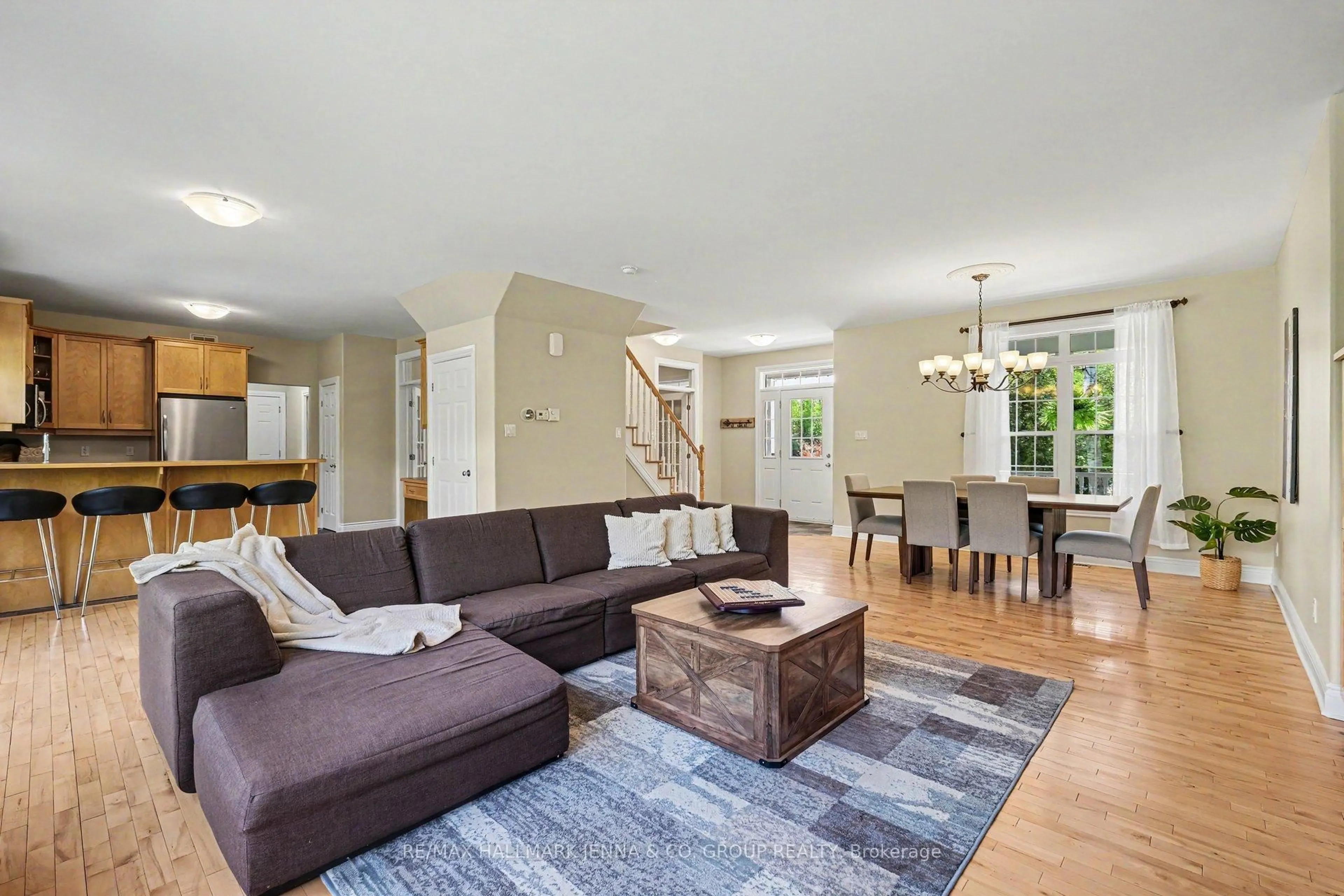 Living room with furniture, unknown for 36 Kimberly Ave, North Grenville Ontario K0G 1J0
