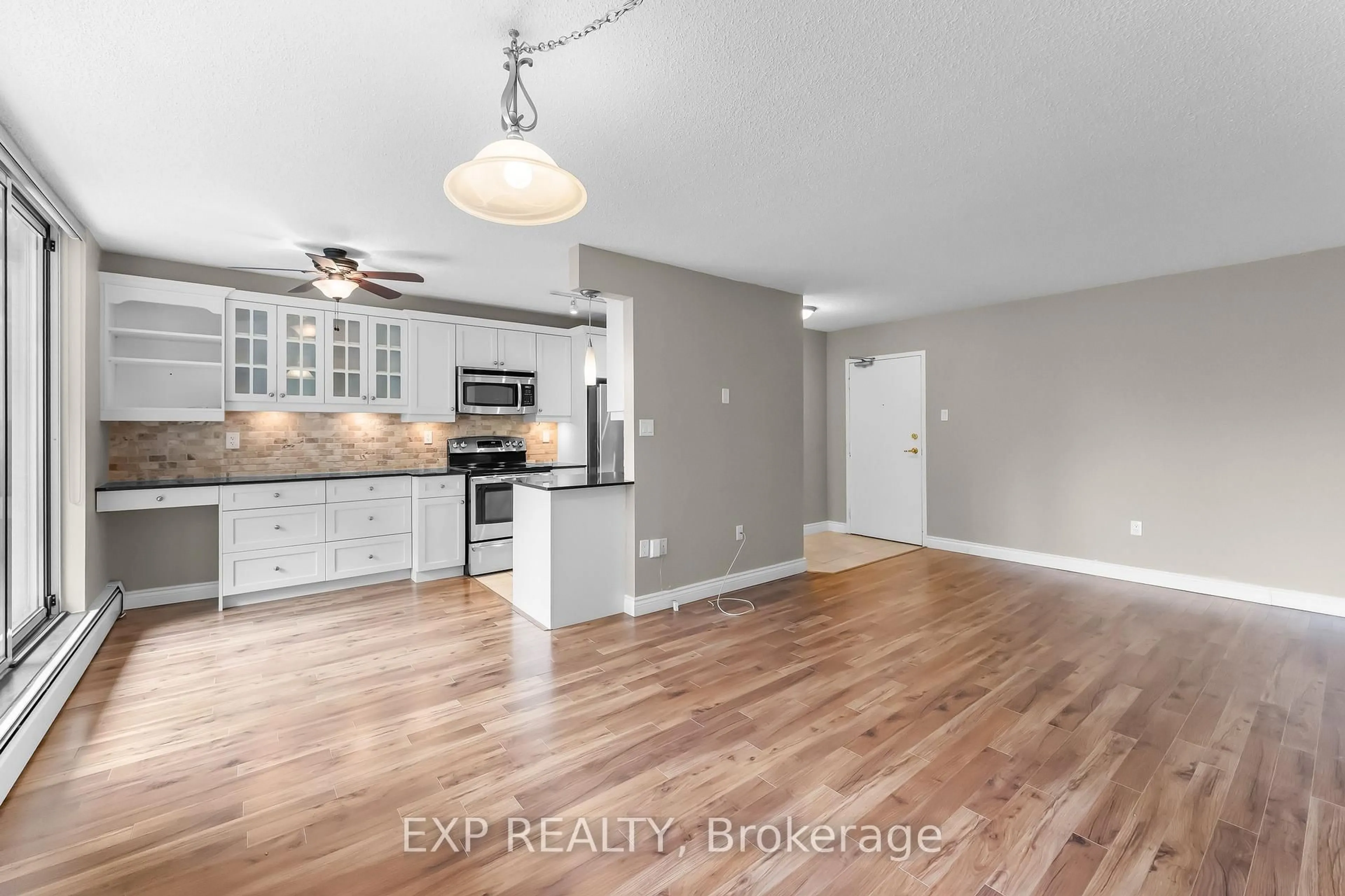 Open concept kitchen, unknown for 6390 Huggins St #407, Niagara Falls Ontario L2J 1H1