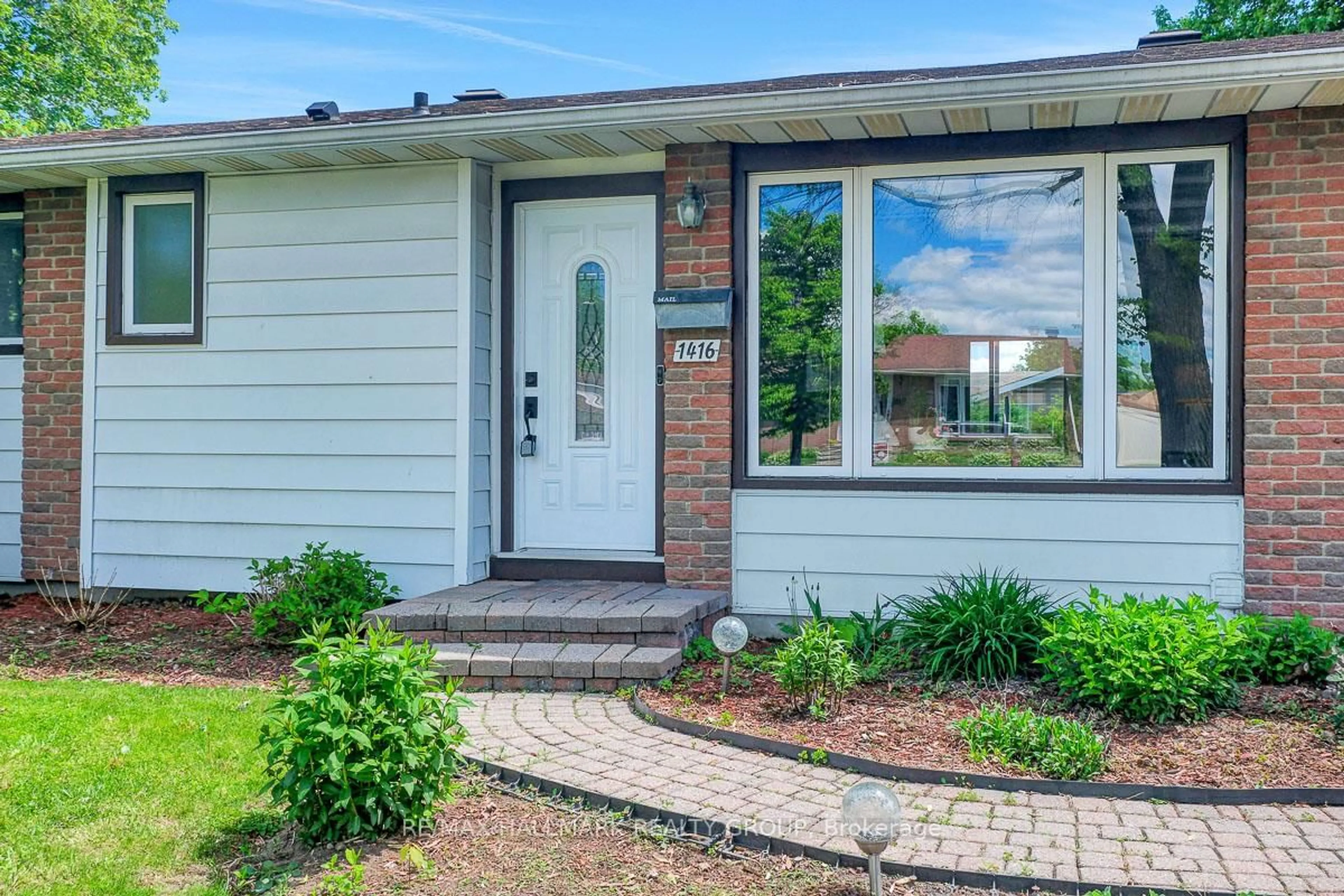 Home with brick exterior material, street for 1416 Alboro Cres, Ottawa Ontario K1J 8B7