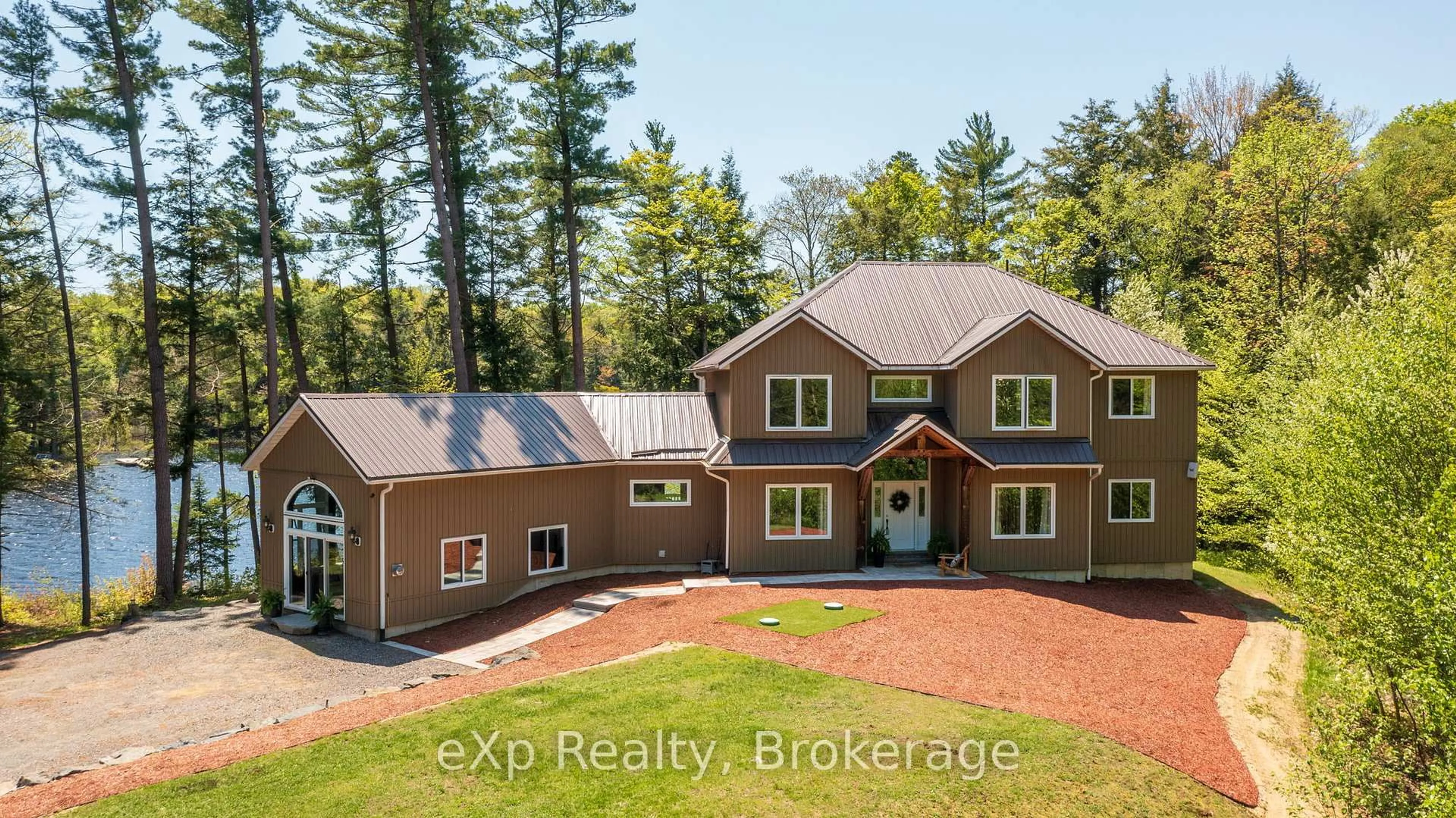 A pic from outside/outdoor area/front of a property/back of a property/a pic from drone, building for 84 Route 66 Rte, Seguin Ontario P2A 0B2