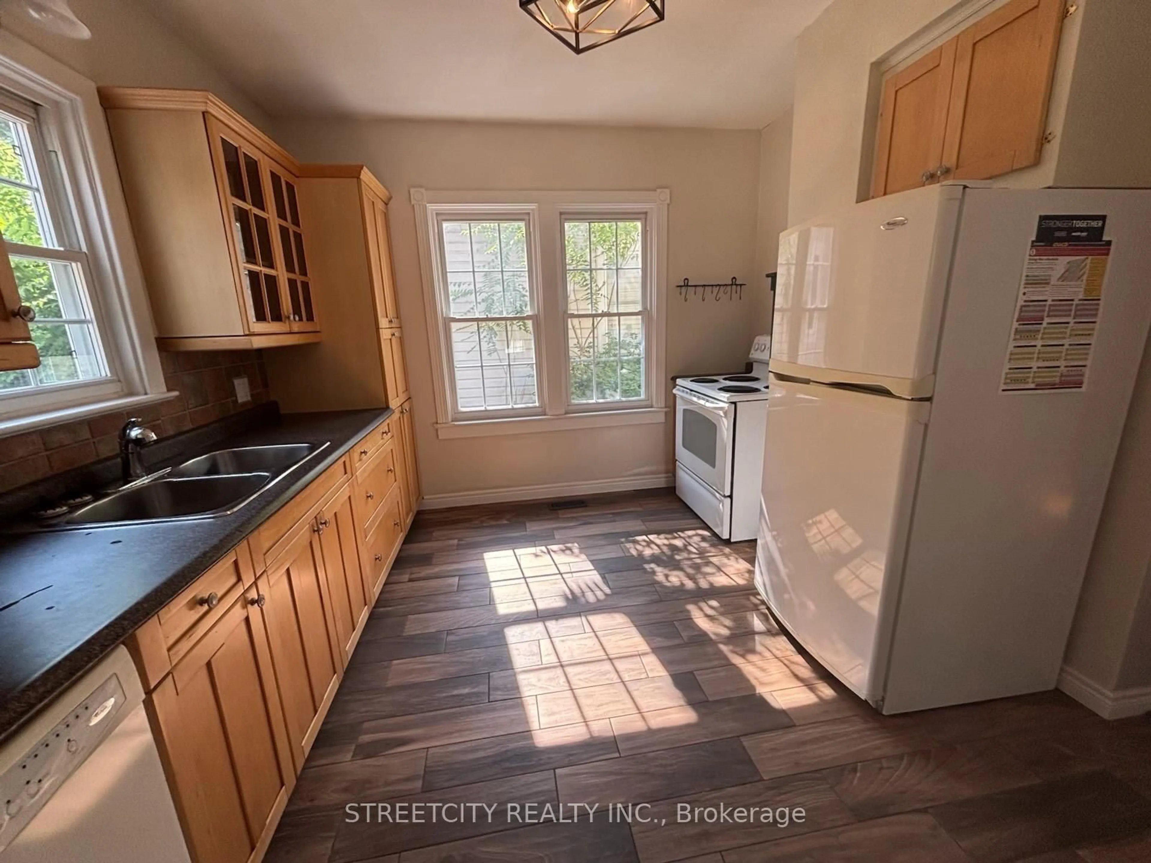 Standard kitchen, unknown for 217 Kathleen Ave, Sarnia Ontario N7T 1E1