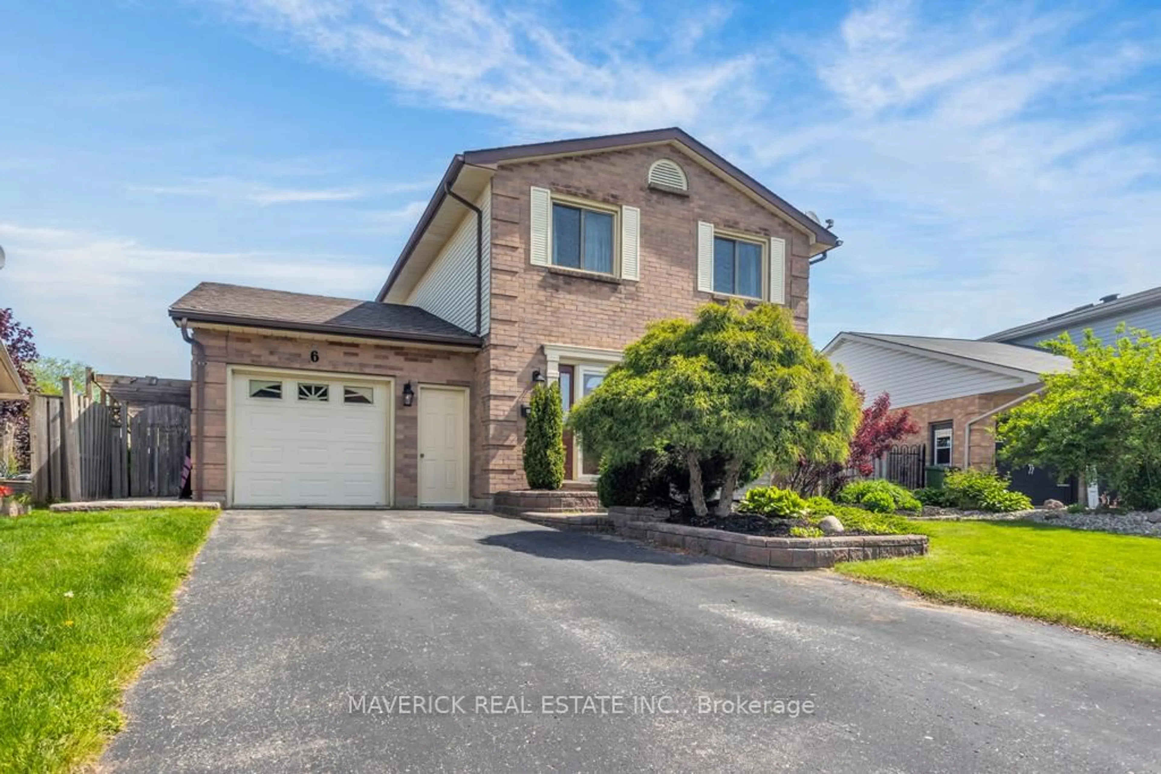 Unknown for 6 BONNIE Pl, St. Thomas Ontario N5R 5W3