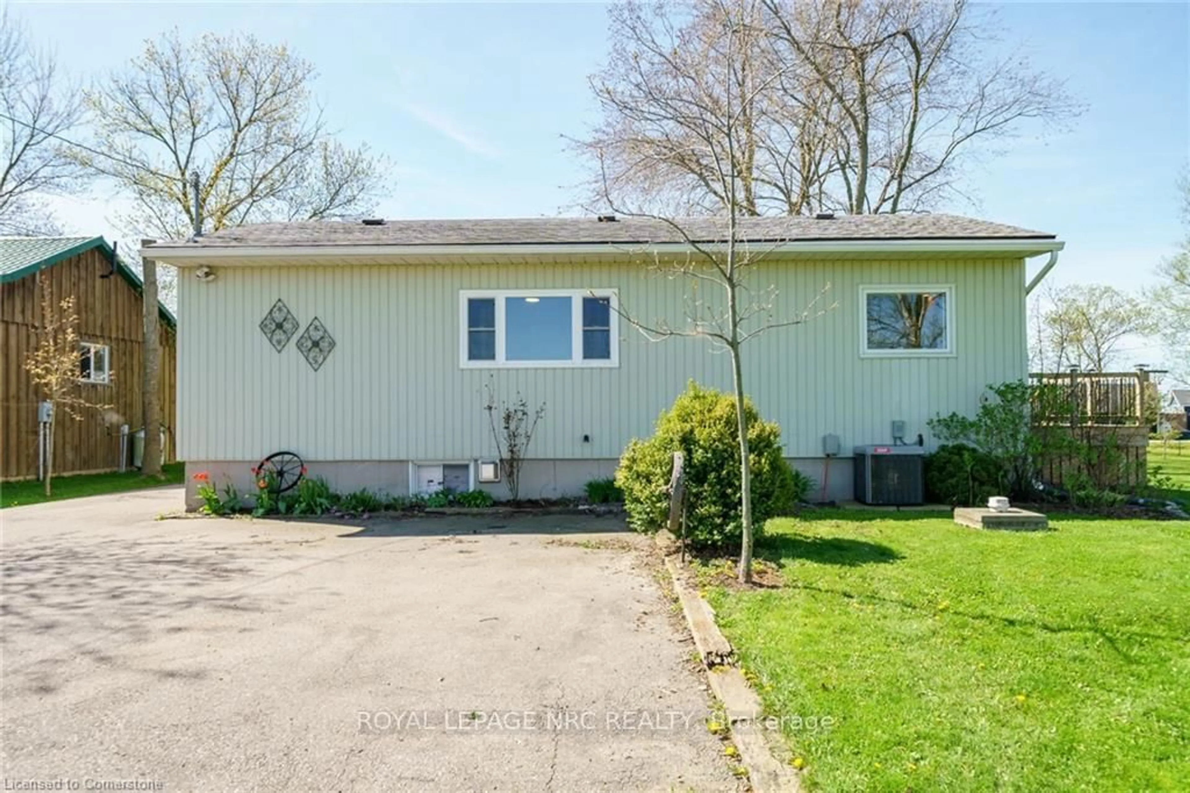 Unknown for 2970 Lakeshore Rd, Haldimand Ontario N1A 2W8