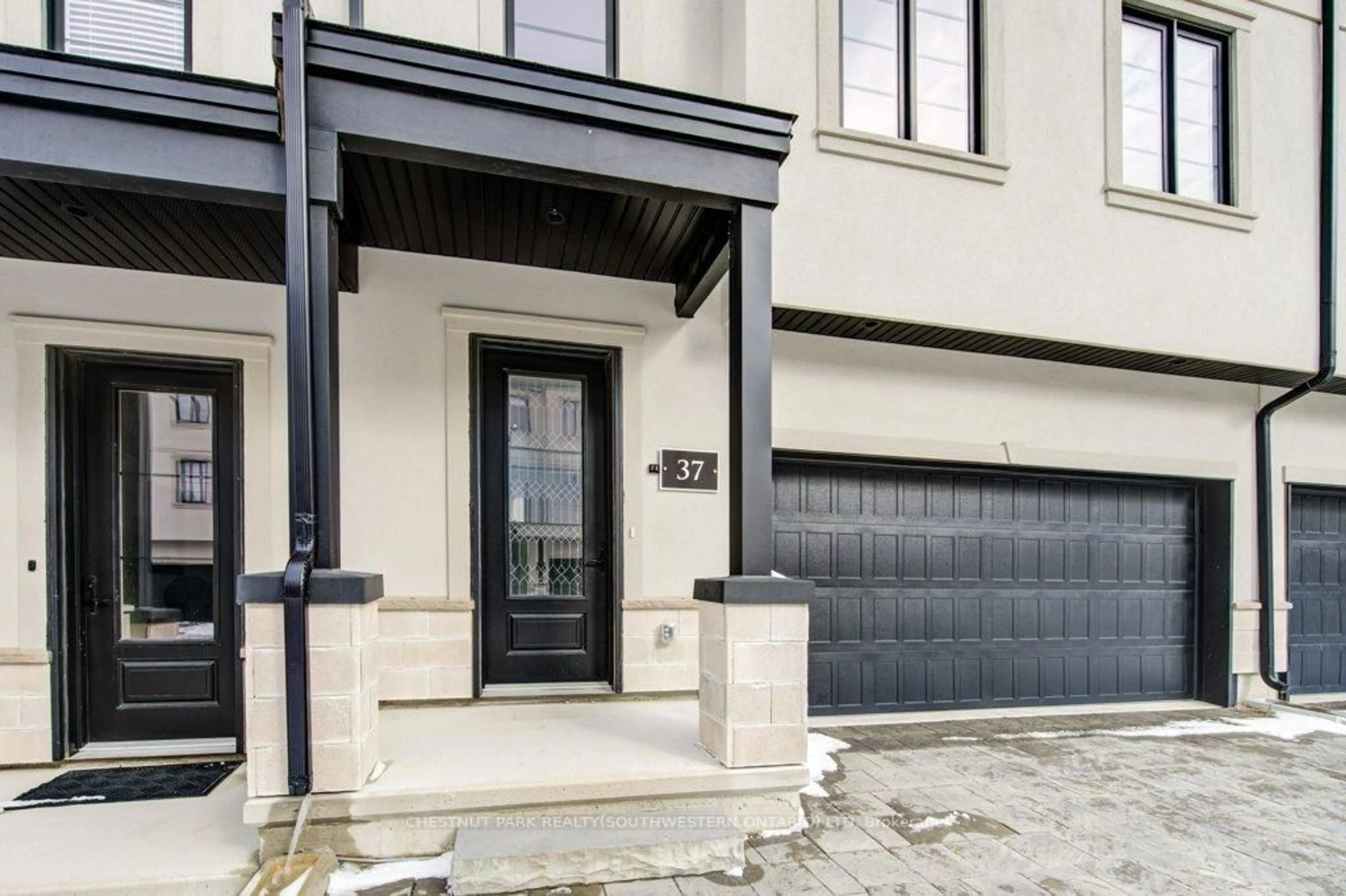 Unknown for 435 Callaway Rd #37, London North Ontario N6G 2N1