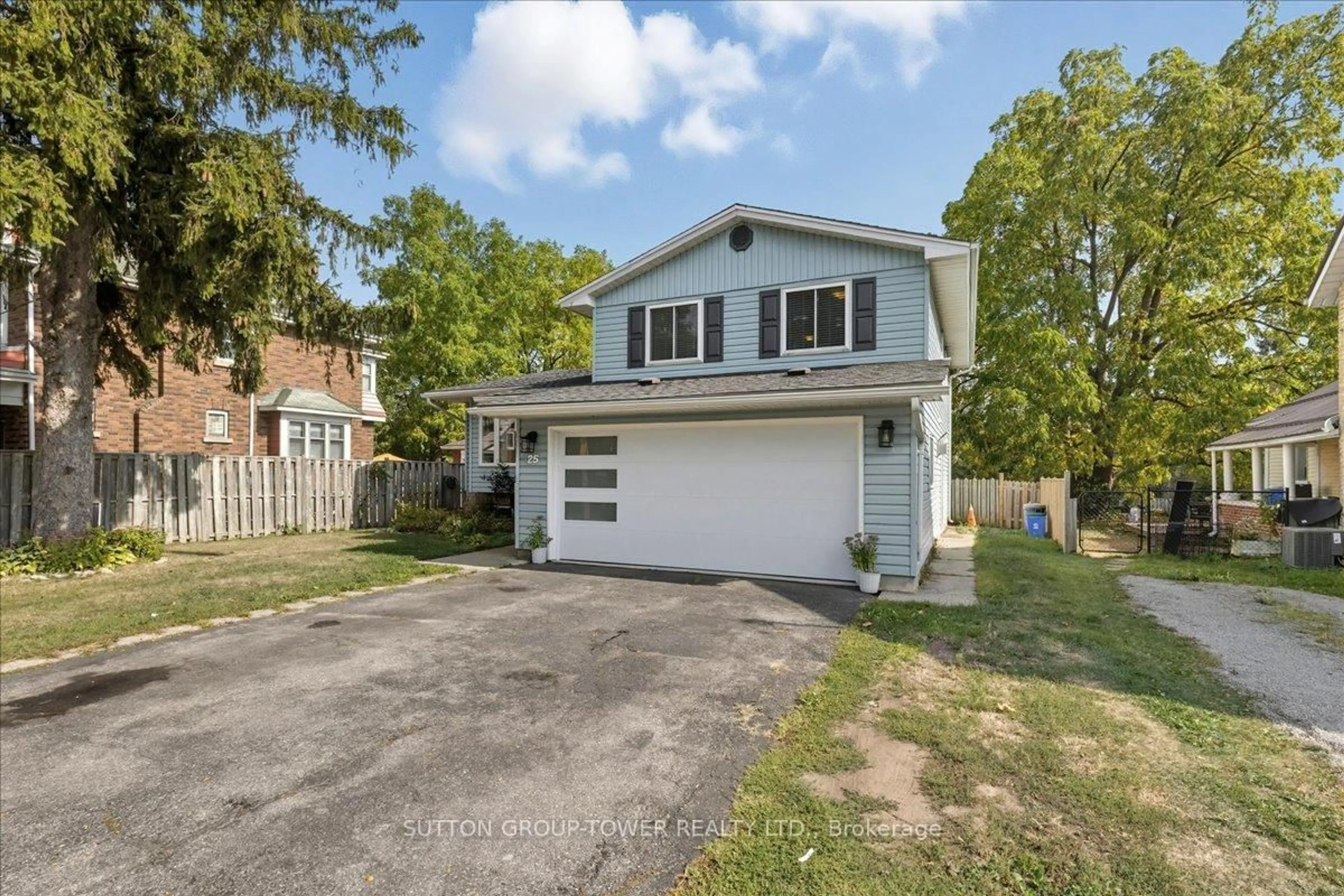 A pic from outside/outdoor area/front of a property/back of a property/a pic from drone, street for 25 Bute St, North Dumfries Ontario N0B 1E0