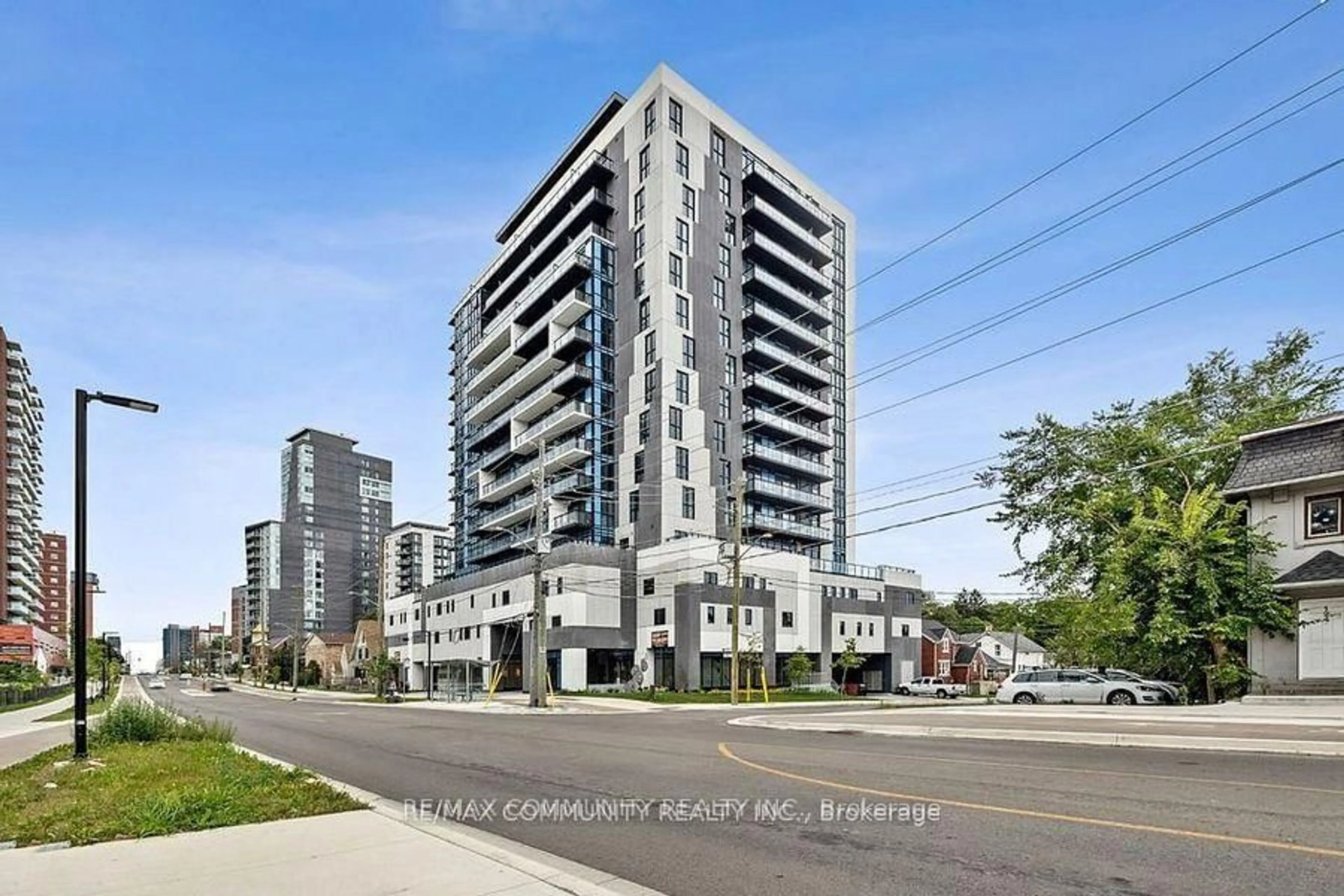 Unknown for 128 King St #905, Waterloo Ontario N2J 0E9