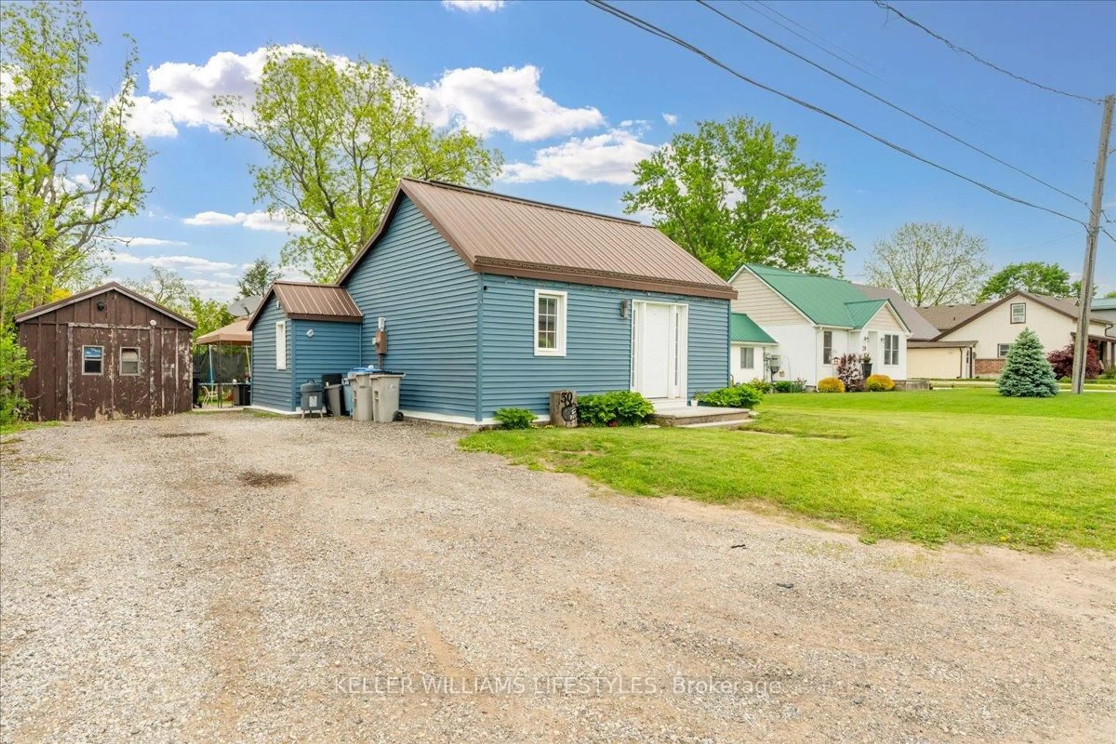Shed for 30 Queen St, Lambton Shores Ontario N0N 1J0