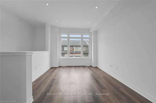 120 COURT Dr #35, Brant 5