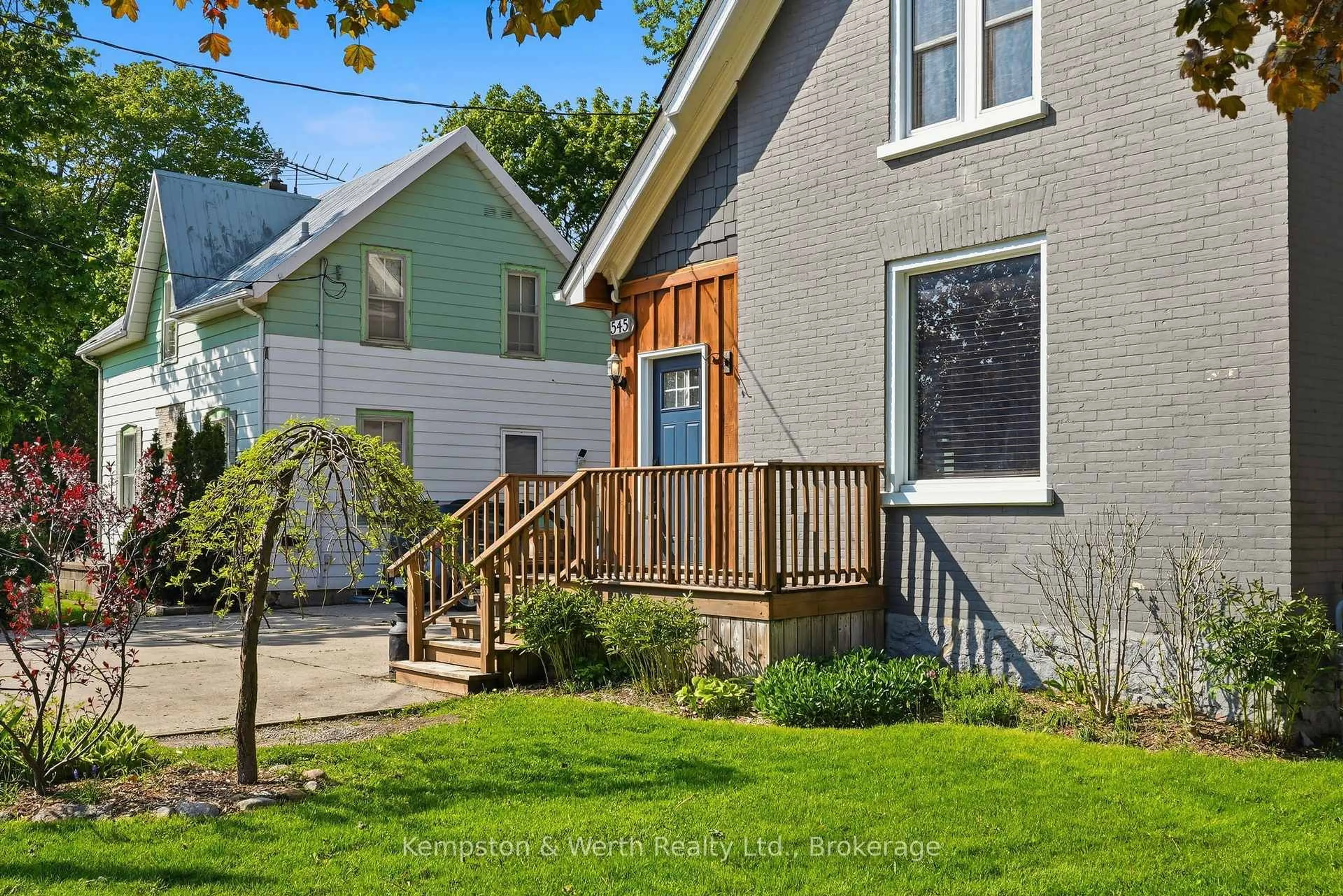Unknown for 545 Main St, North Perth Ontario N4W 2C5