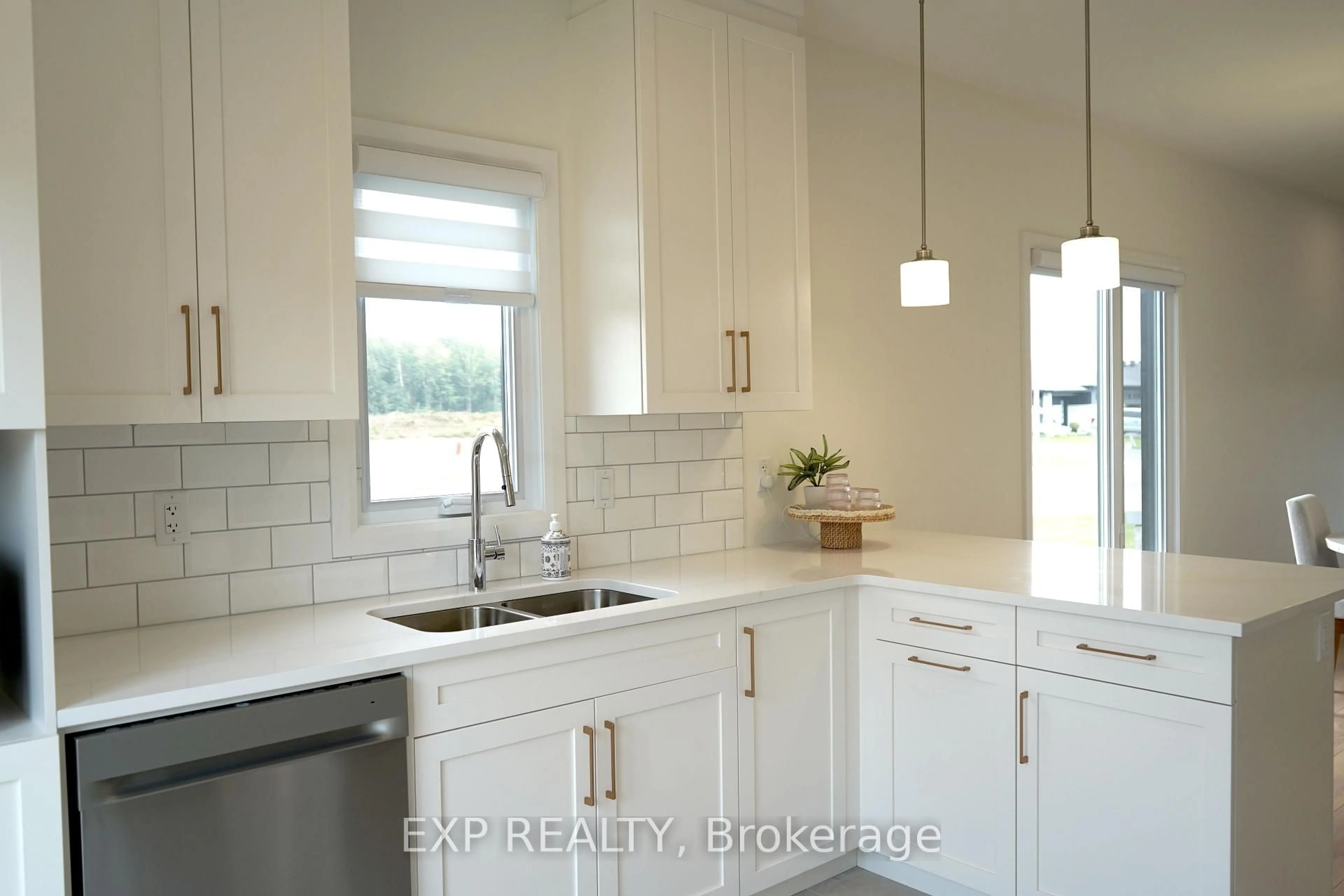 Contemporary kitchen, ceramic/tile floor for 242 Queen St, North Dundas Ontario K0C 1H0