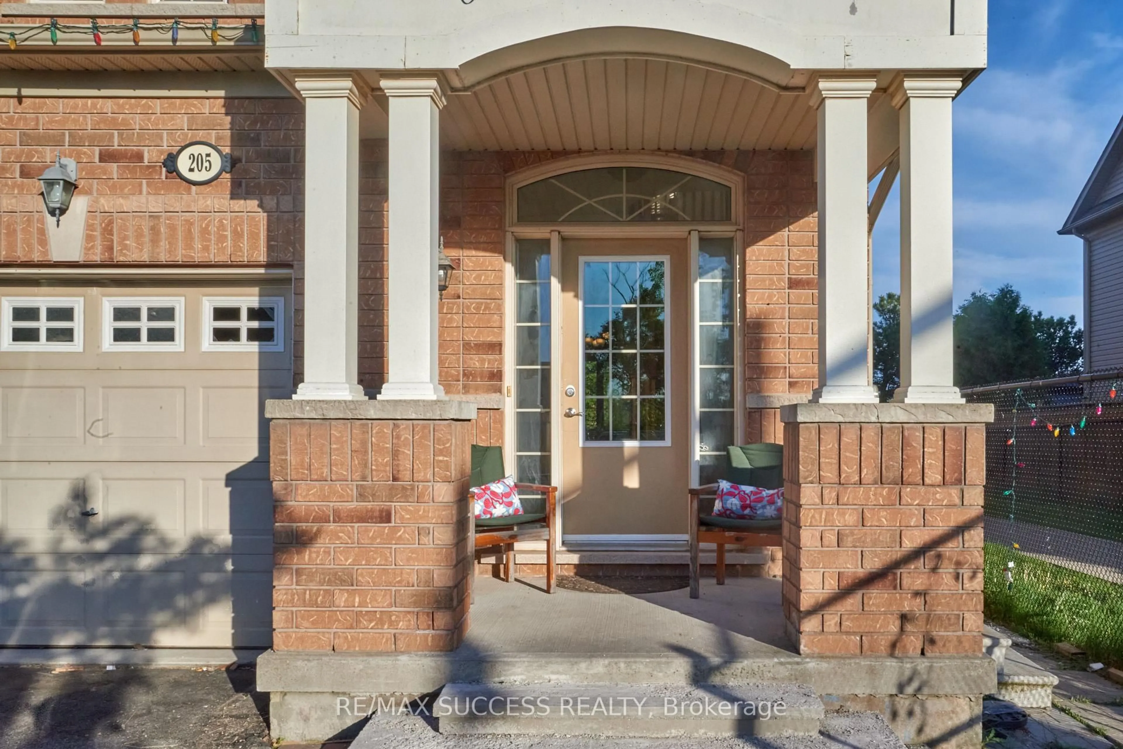Home with brick exterior material, street for 205 Nisbet Blvd, Hamilton Ontario L0R 2H9