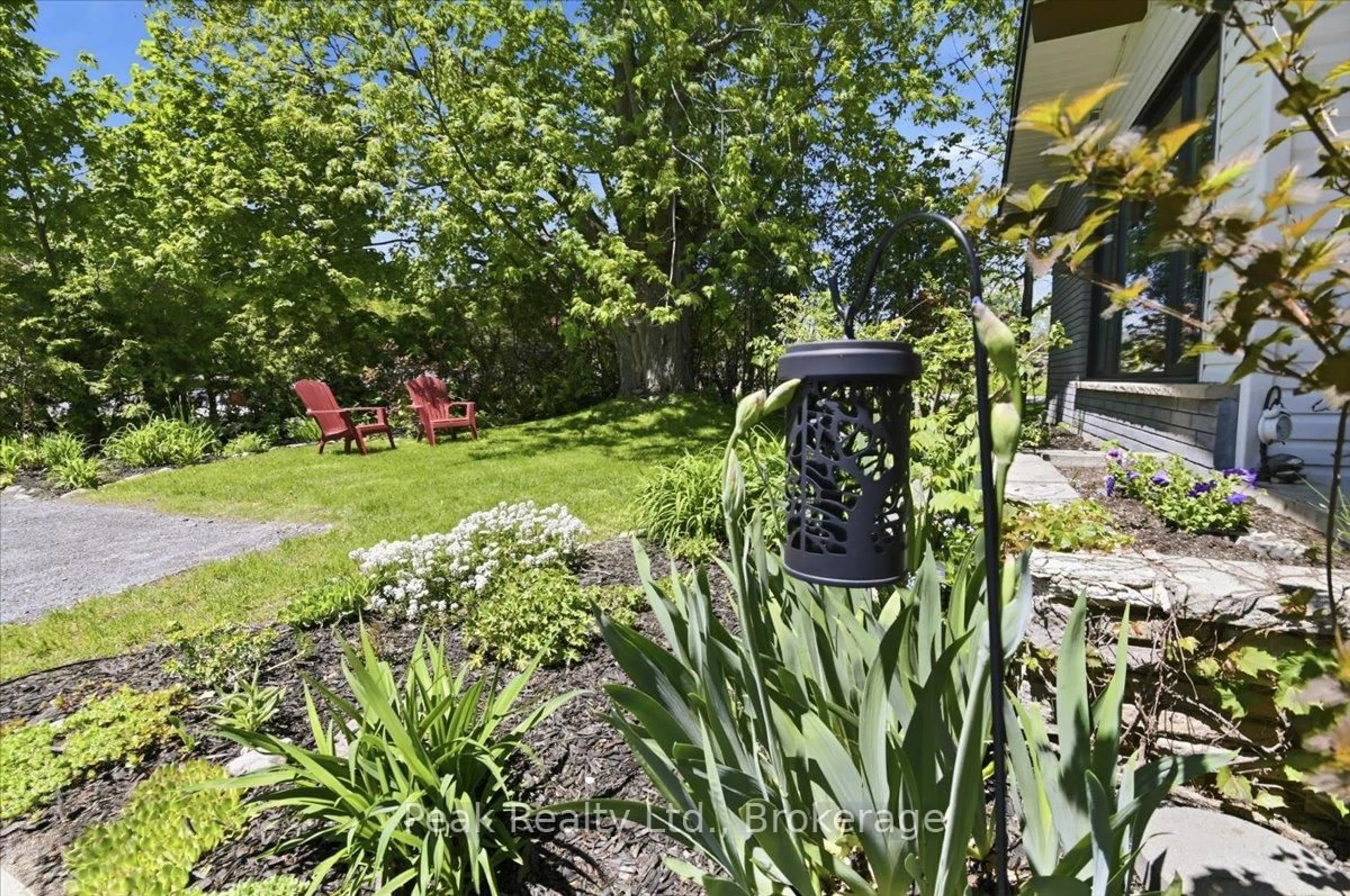 Patio, street for 1344 Royal Dr, Peterborough Ontario K9H 6R8