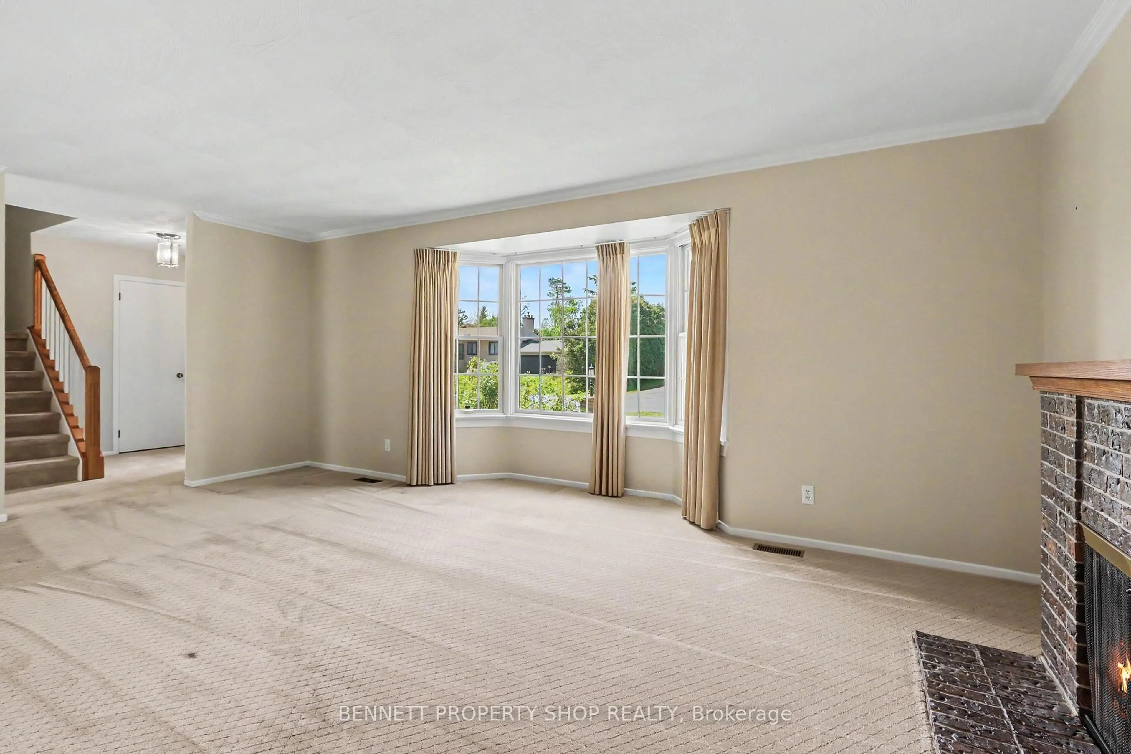A pic of a room for 5449 Riverside Cres, Manotick Ontario K4M 1G9