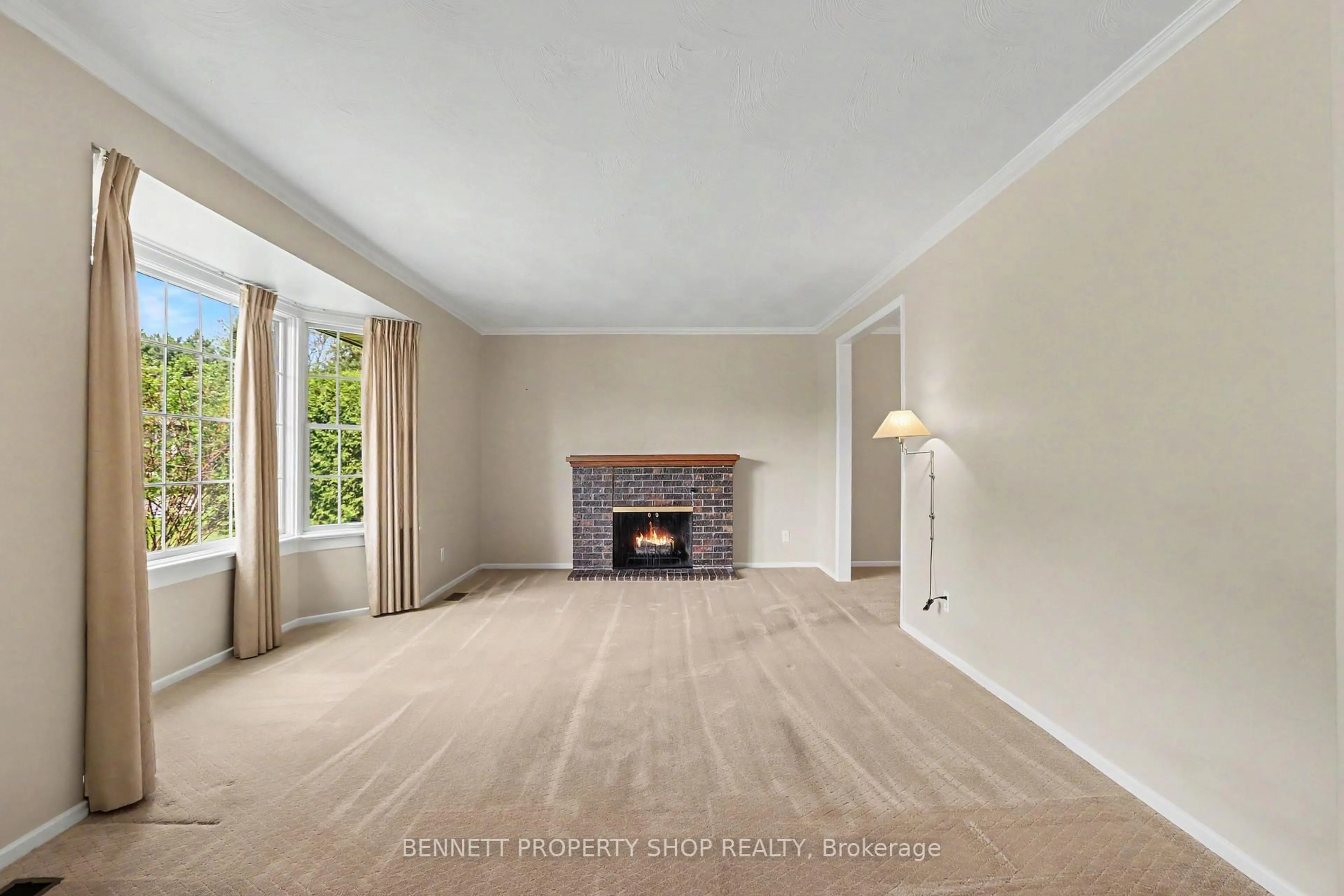 A pic of a room for 5449 Riverside Cres, Manotick Ontario K4M 1G9
