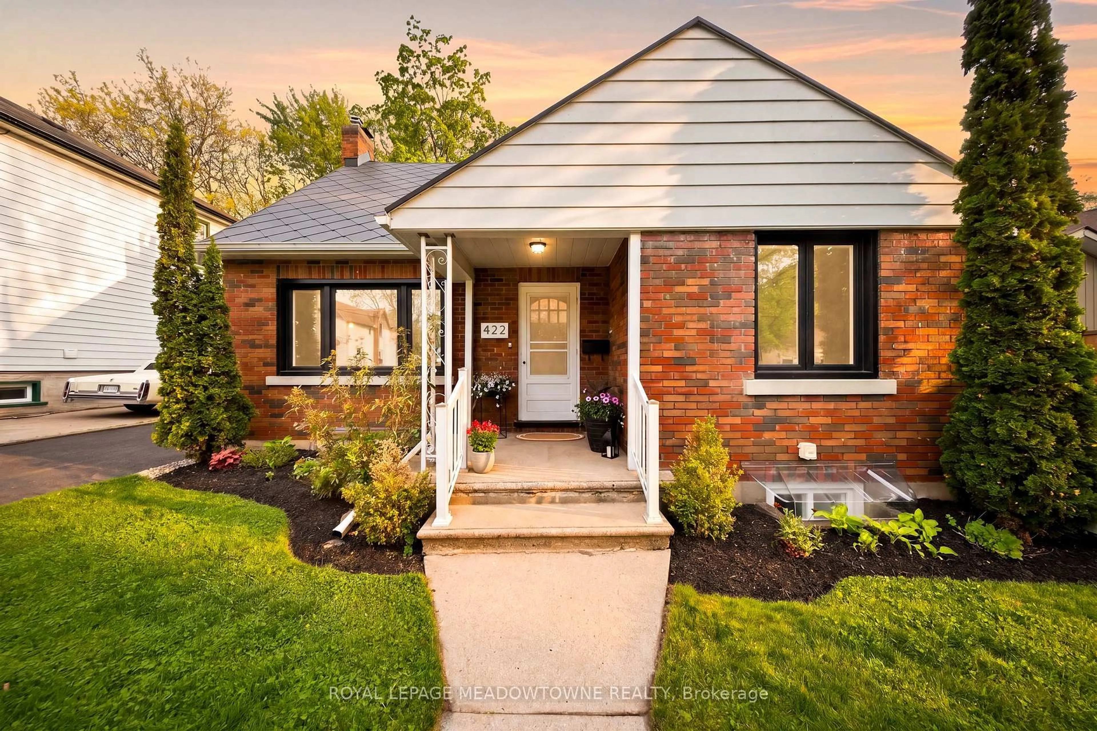 Home with brick exterior material, street for 422 Duke St, Cambridge Ontario N3H 3T1