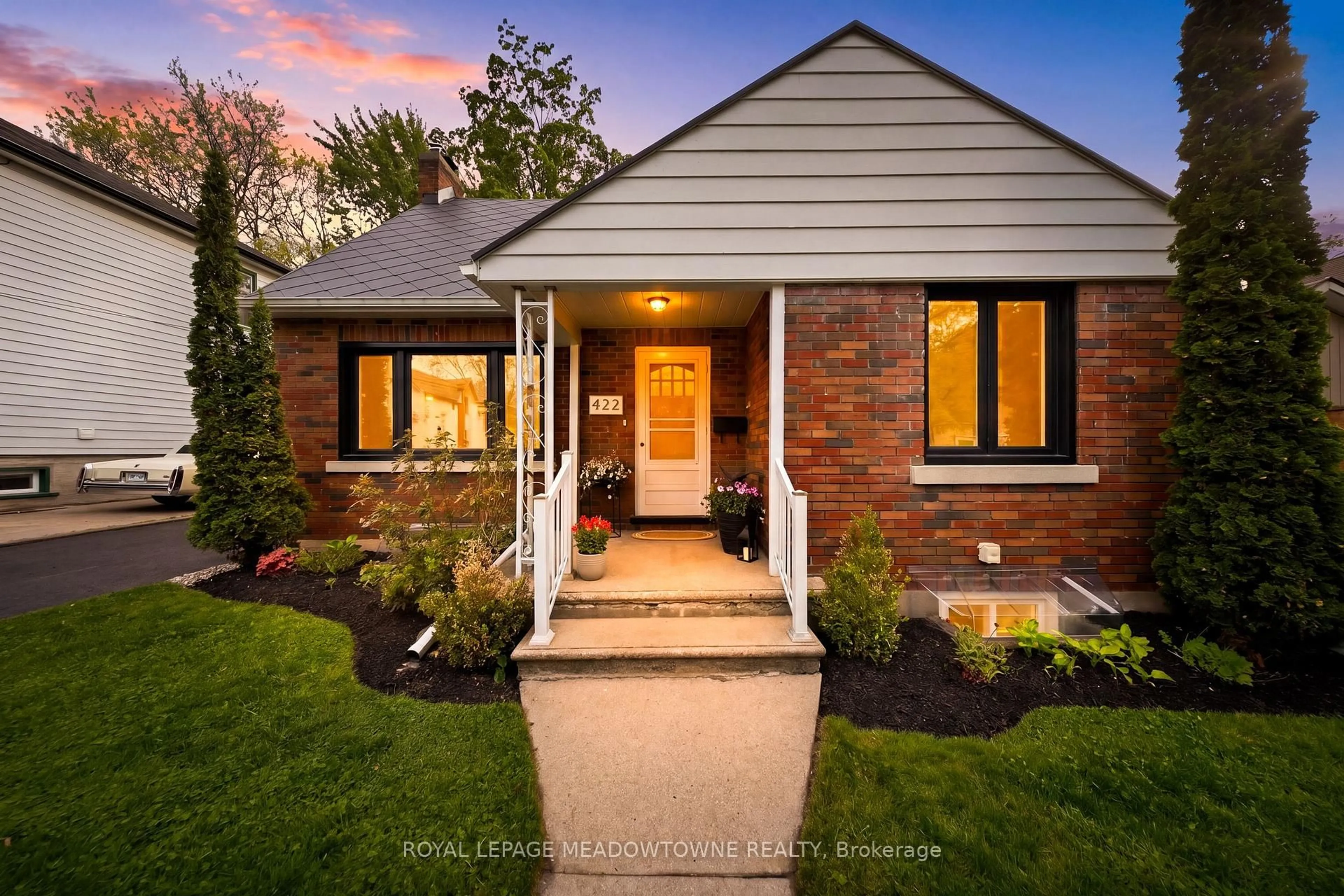 Home with brick exterior material, street for 422 Duke St, Cambridge Ontario N3H 3T1