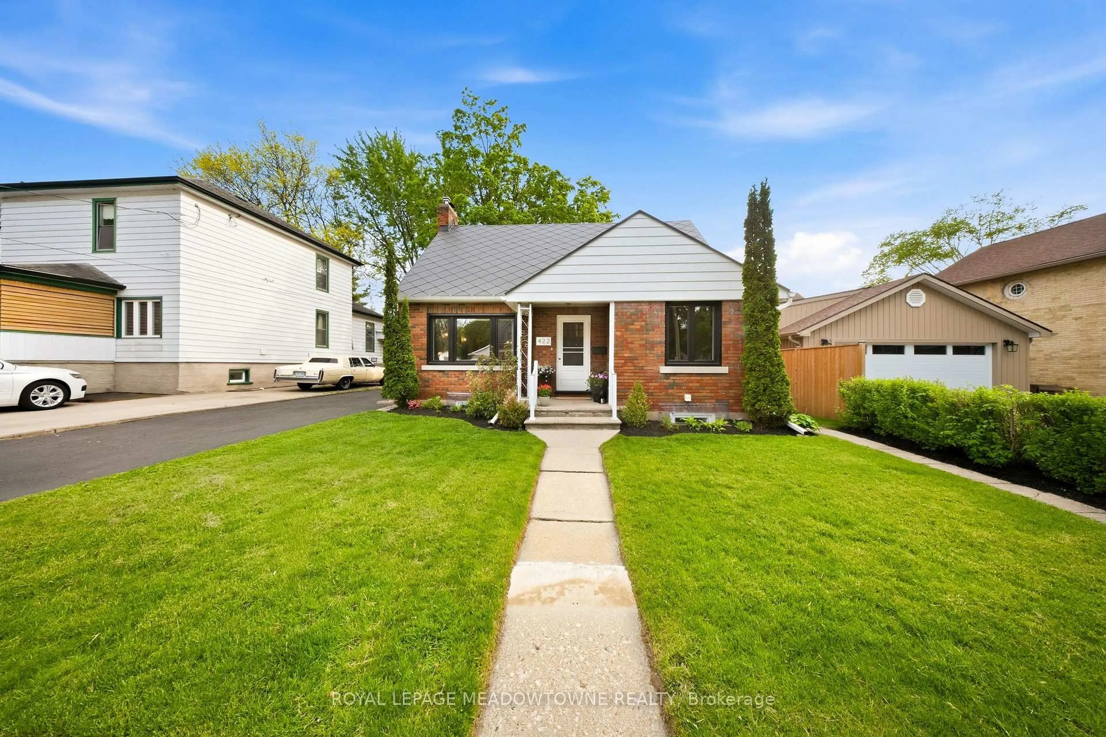 Home with brick exterior material, street for 422 Duke St, Cambridge Ontario N3H 3T1