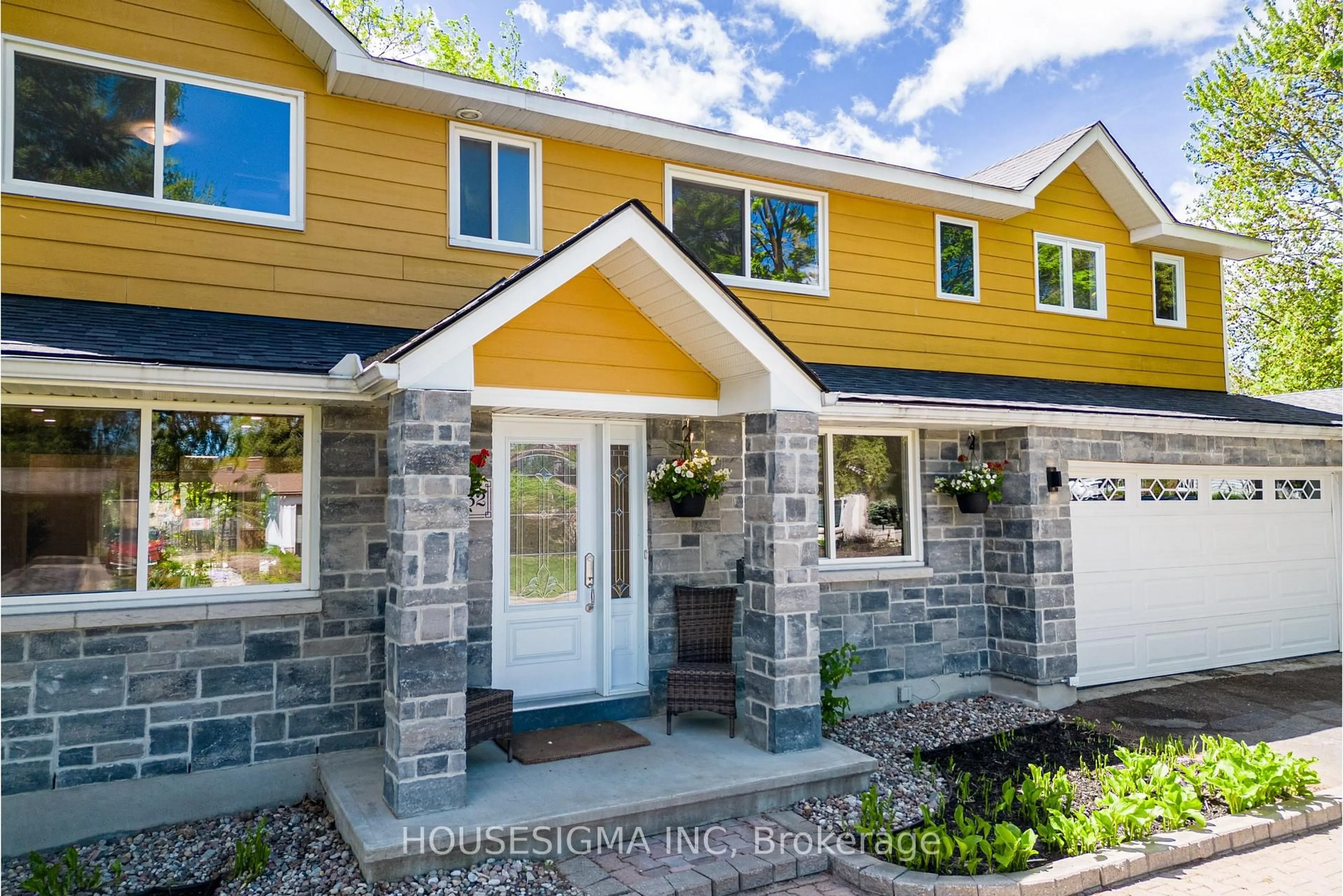 Home with brick exterior material, street for 2032 Kings Grove Cres, Ottawa Ontario K1J 6G1