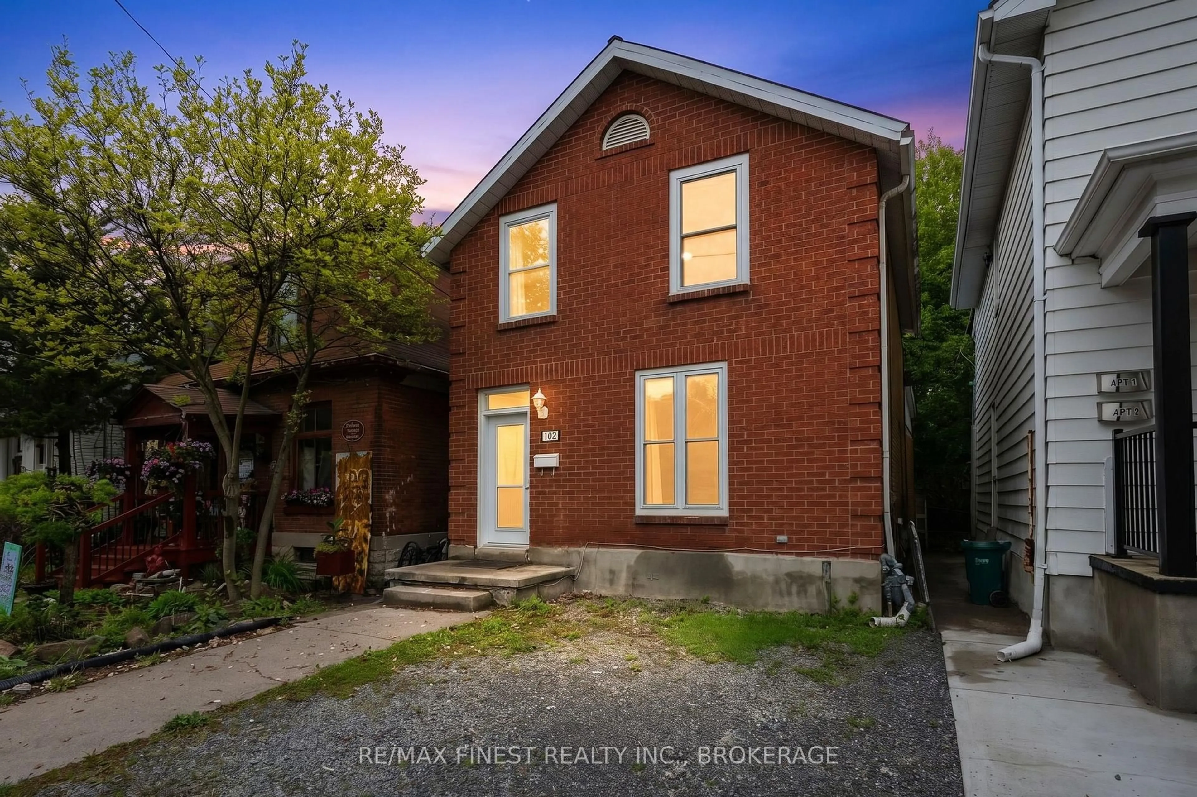 Home with brick exterior material, street for 182 Montreal St, Kingston Ontario K7K 3G4