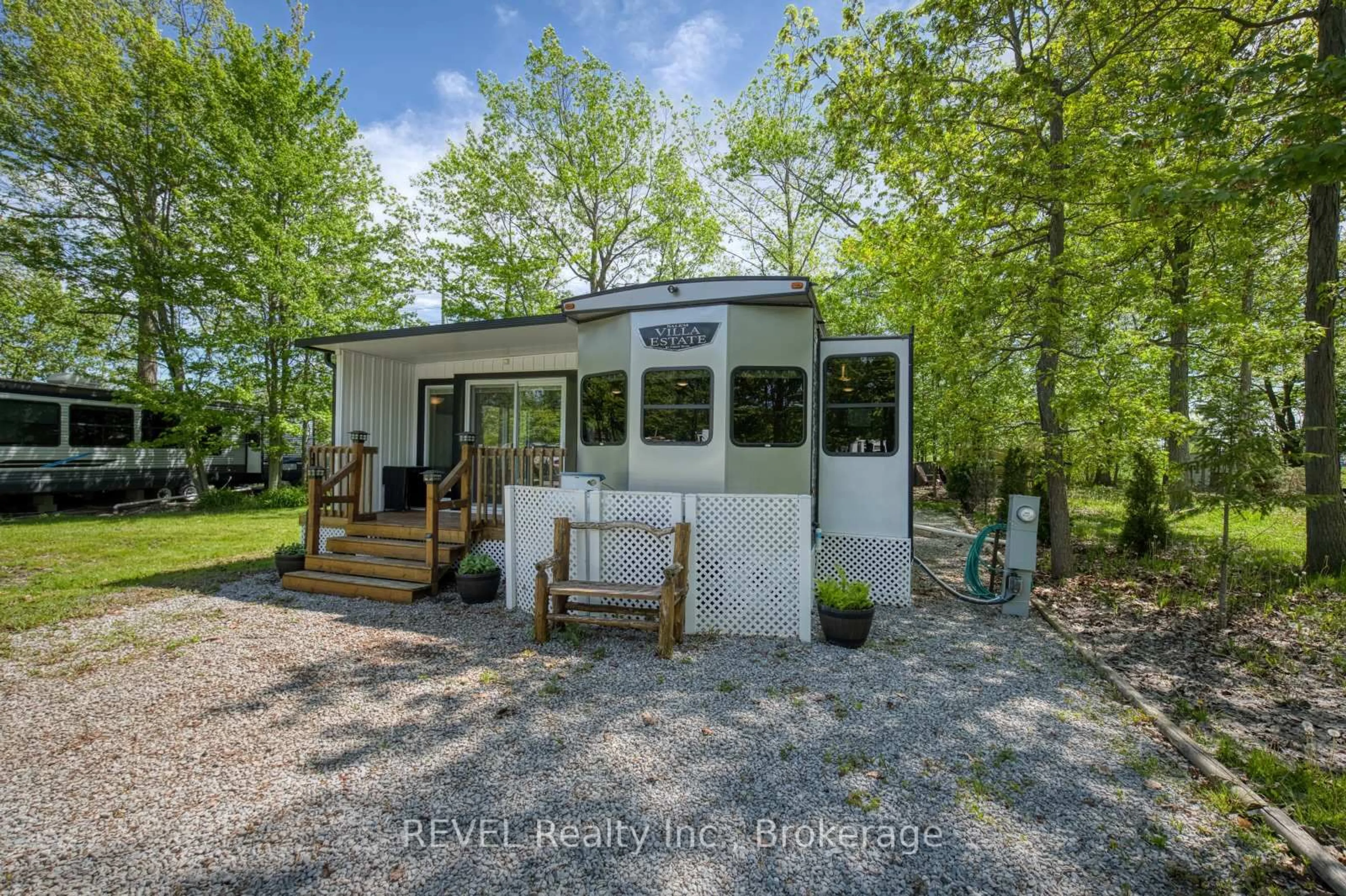 Unknown for 2325 Victoria Ave #11, Pelham Ontario L0S 1C0