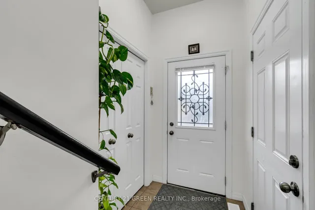54 Rockcliffe Dr, Kitchener 4