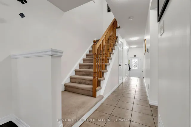 54 Rockcliffe Dr, Kitchener 5
