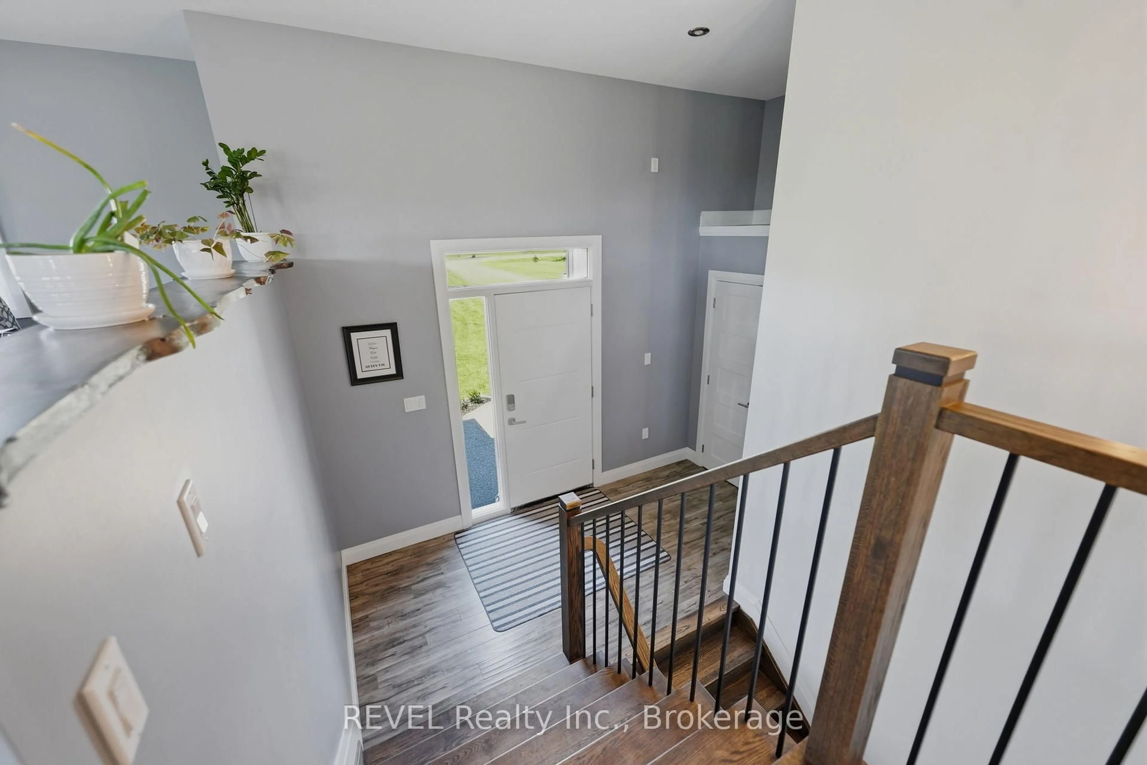 Unknown for 221 Farr St, Pelham Ontario L0S 1C0